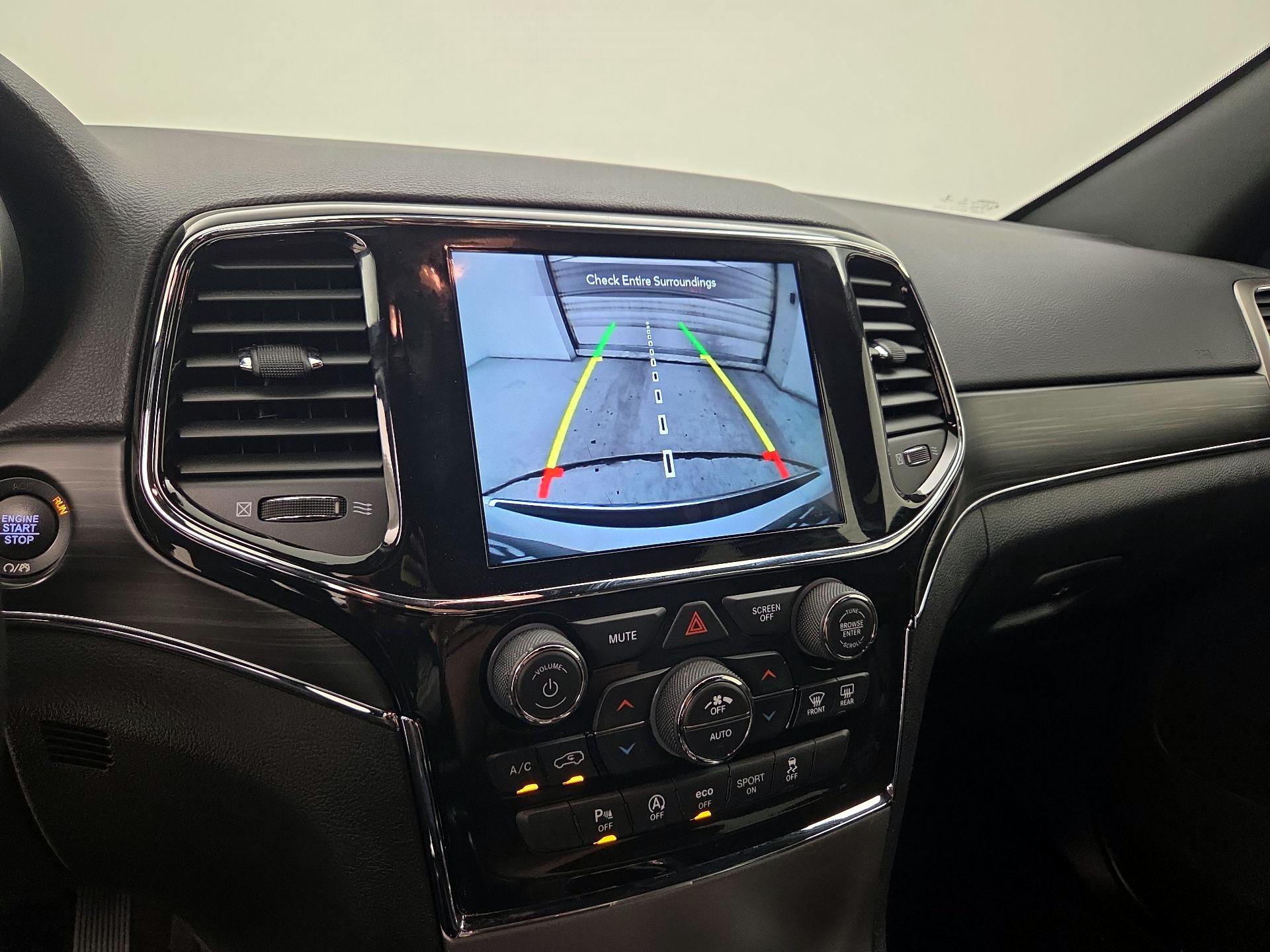 Thumbnail: 2022 Jeep Grand Cherokee - 13