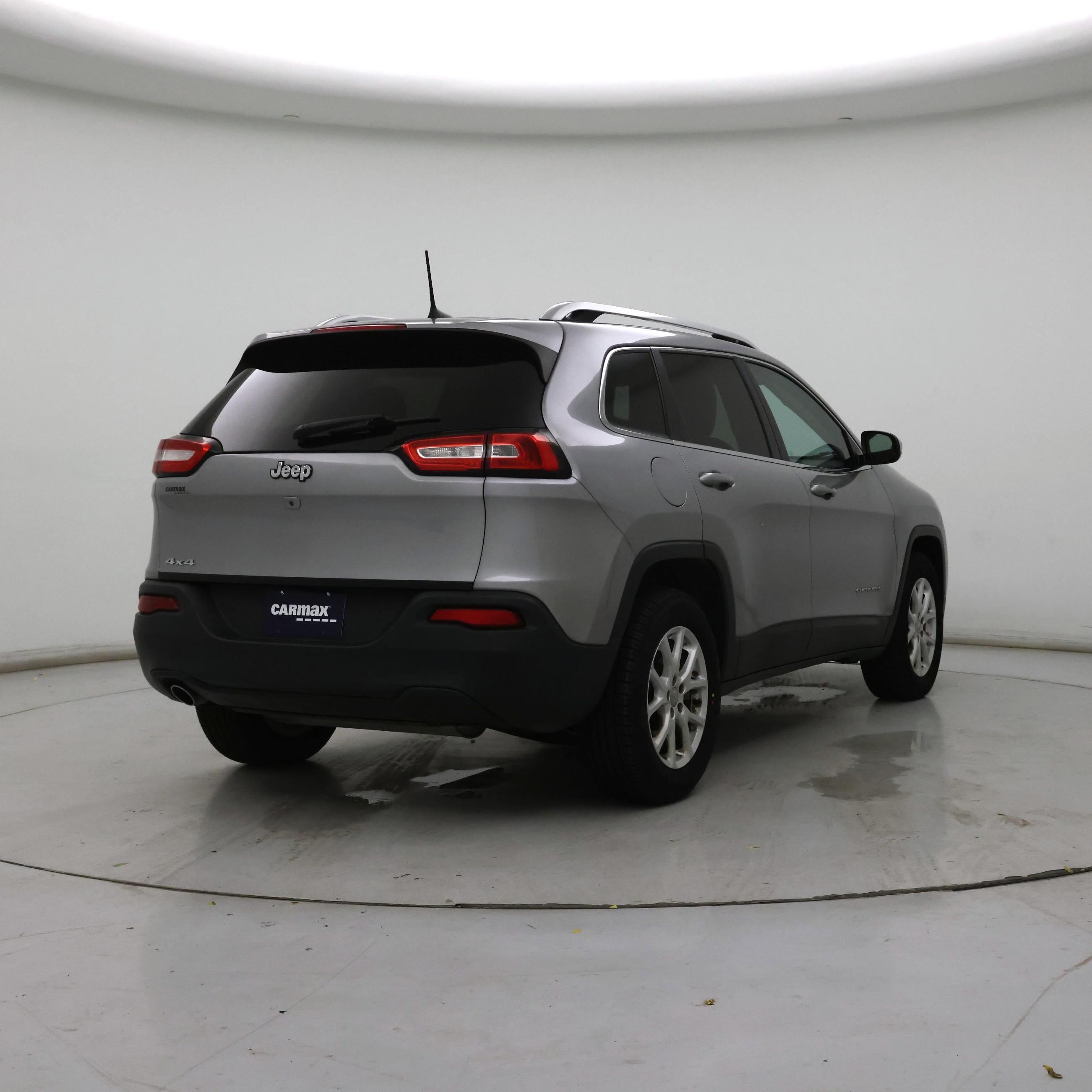 Thumbnail: 2017 Jeep Cherokee - 8