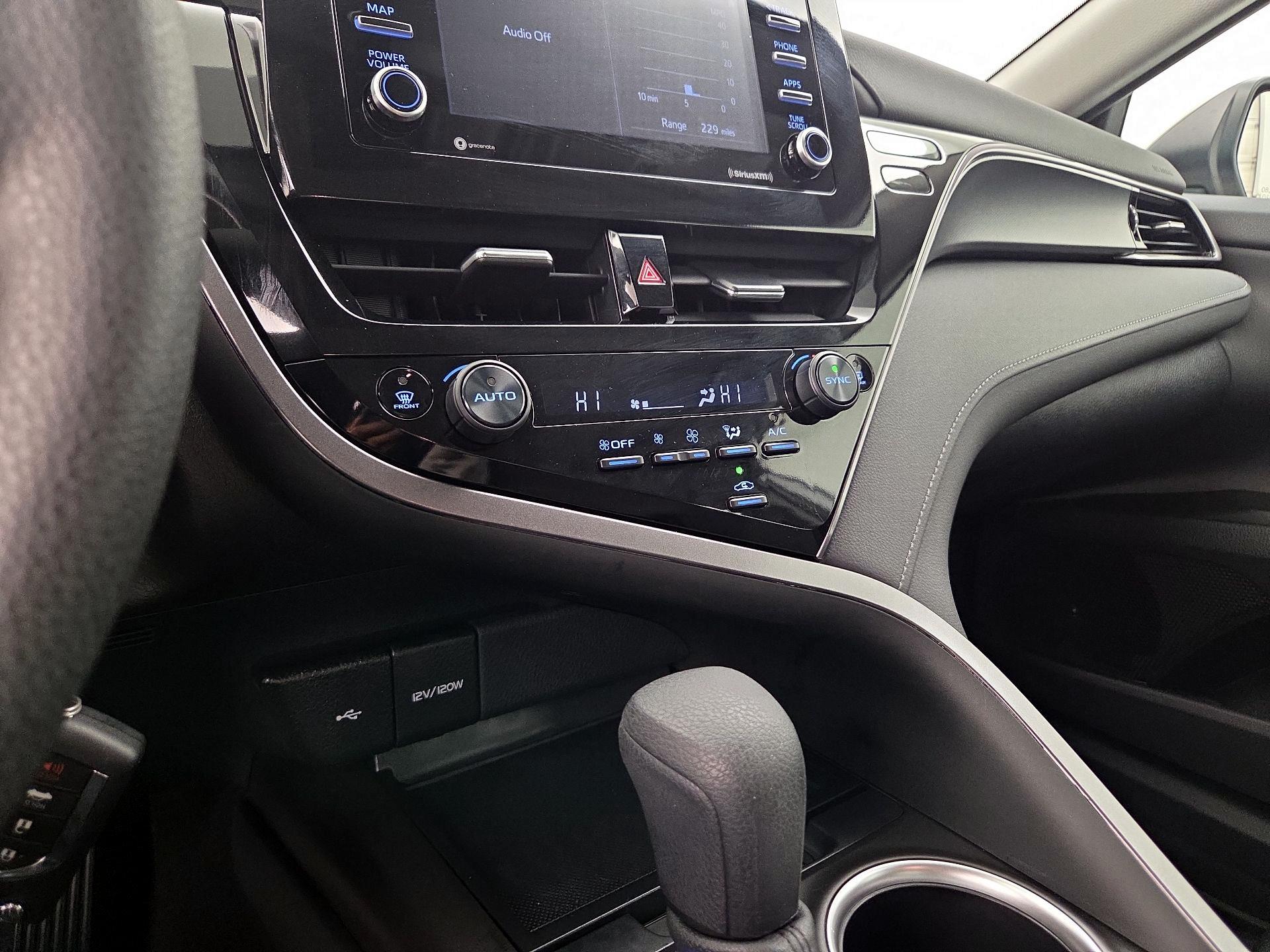 Thumbnail: 2024 Toyota Camry - 16