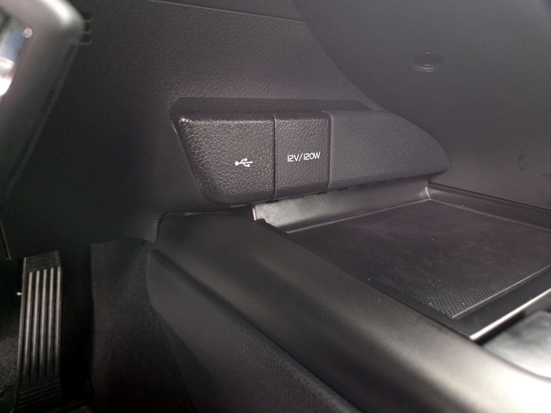 Thumbnail: 2024 Toyota Camry - 18