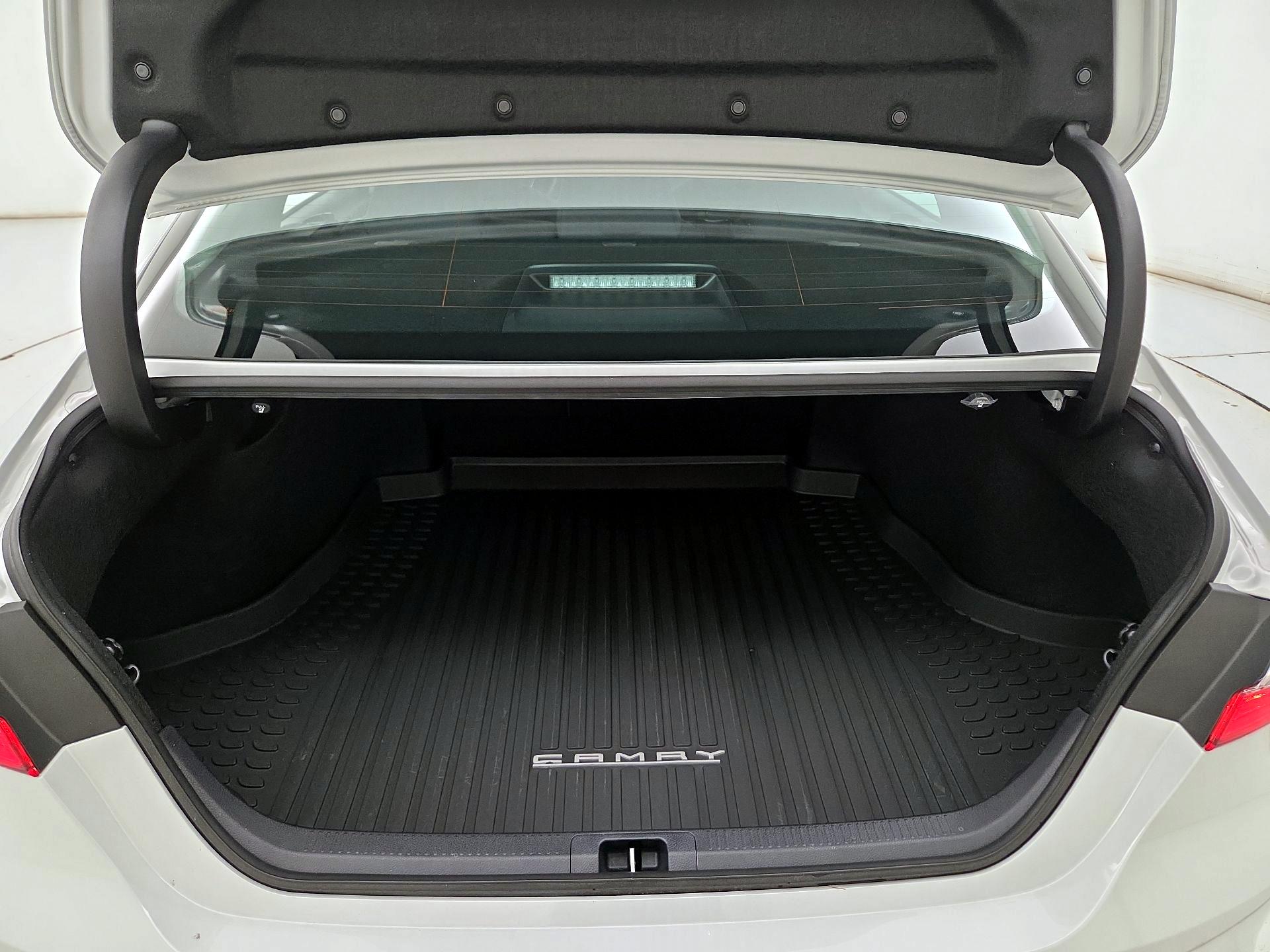 Thumbnail: 2024 Toyota Camry - 20