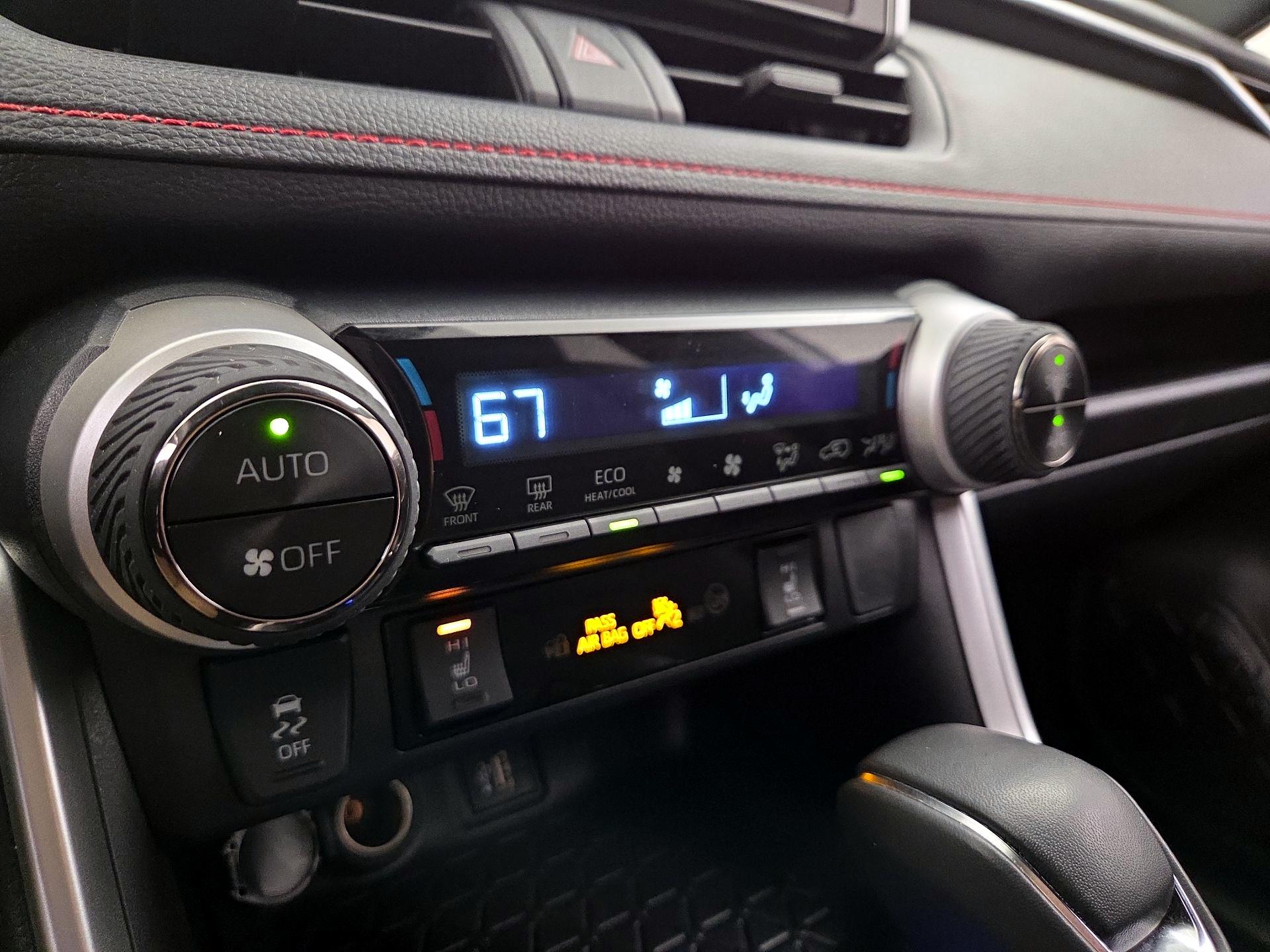 Thumbnail: 2023 Toyota RAV4 - 14