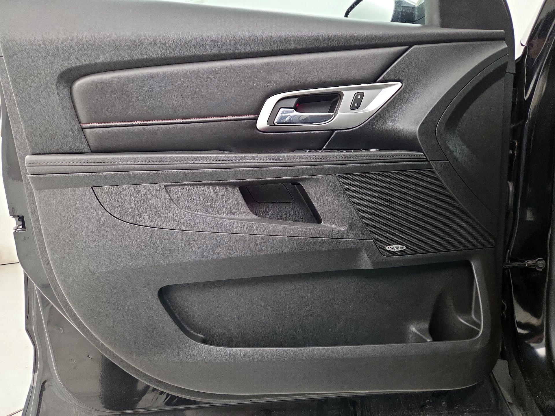 Thumbnail: 2017 GMC Terrain - 12