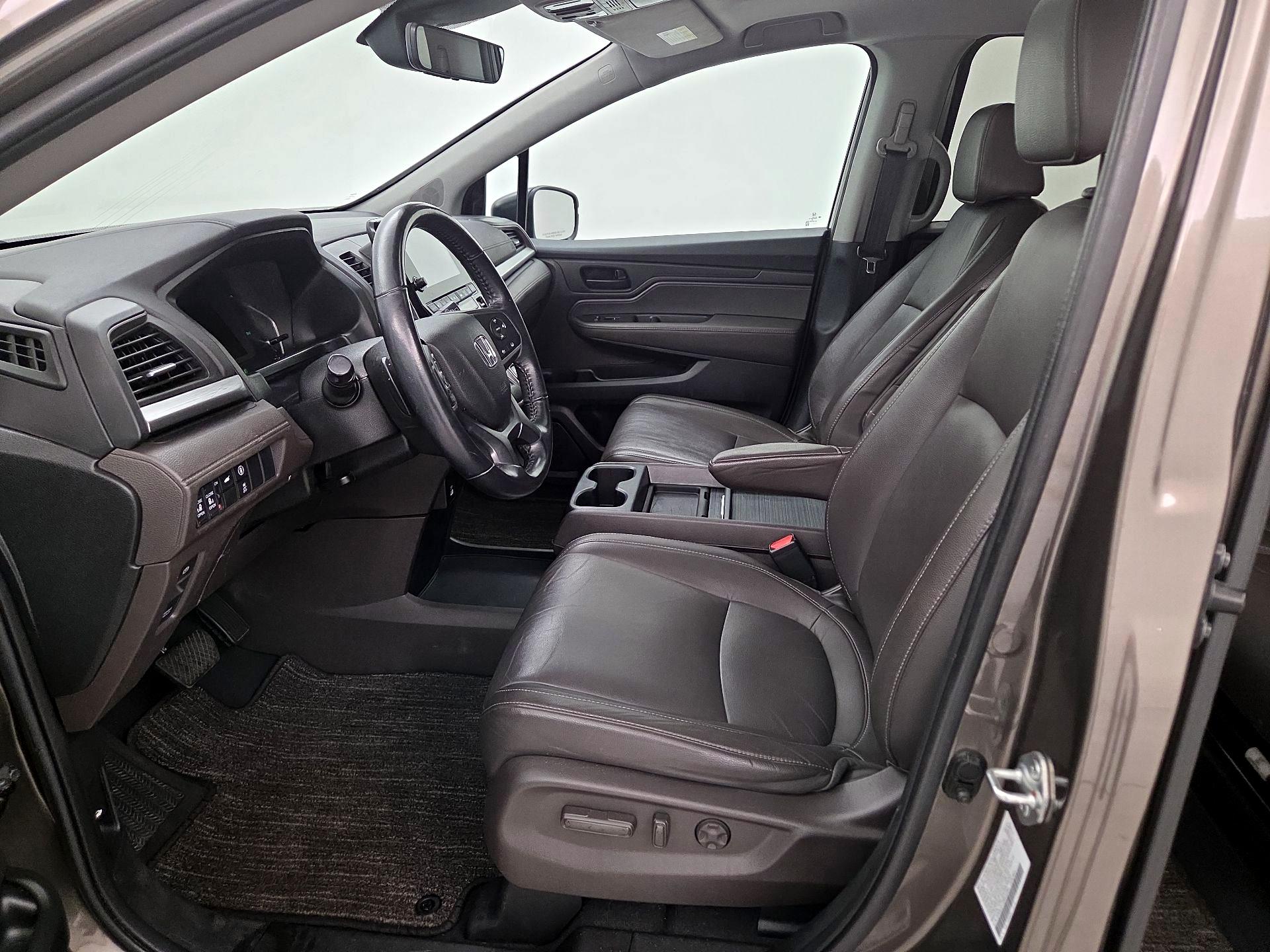 Thumbnail: 2022 Honda Odyssey - 11