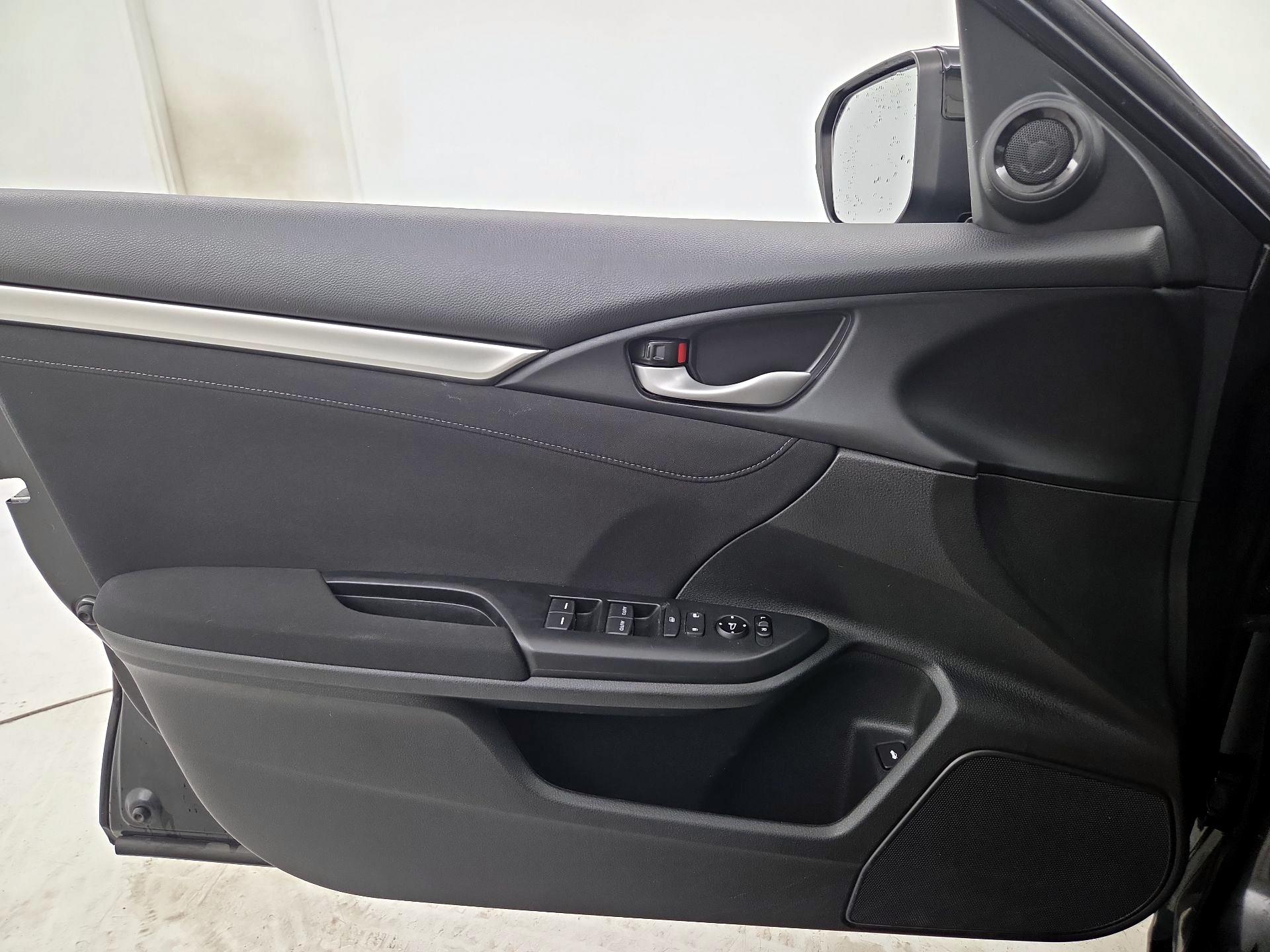 Thumbnail: 2020 Honda Civic - 12