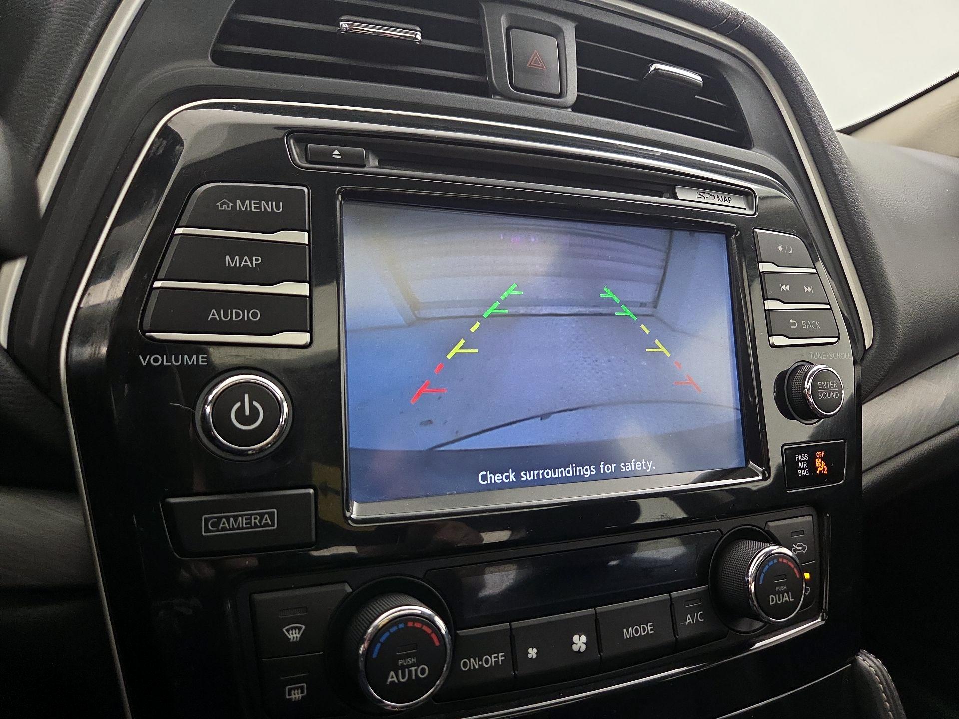 Thumbnail: 2017 Nissan Maxima - 15