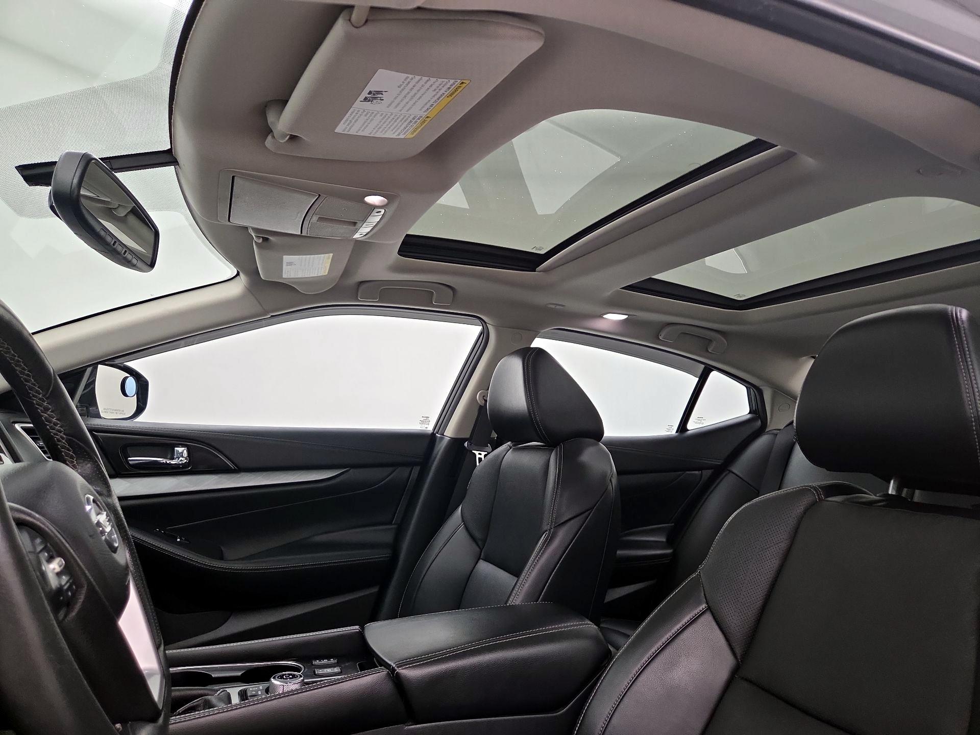 Thumbnail: 2017 Nissan Maxima - 20