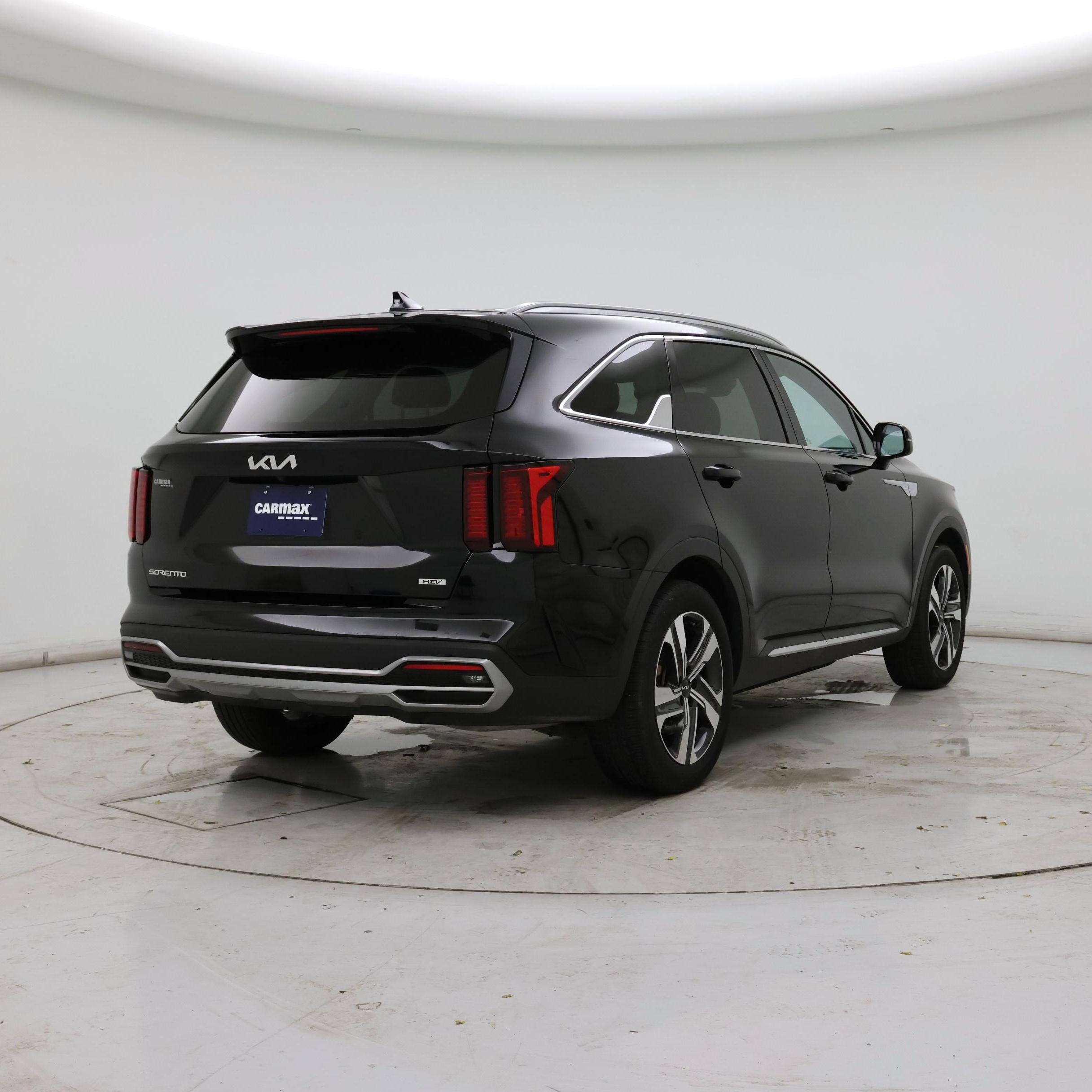 Thumbnail: 2023 Kia Sorento - 8