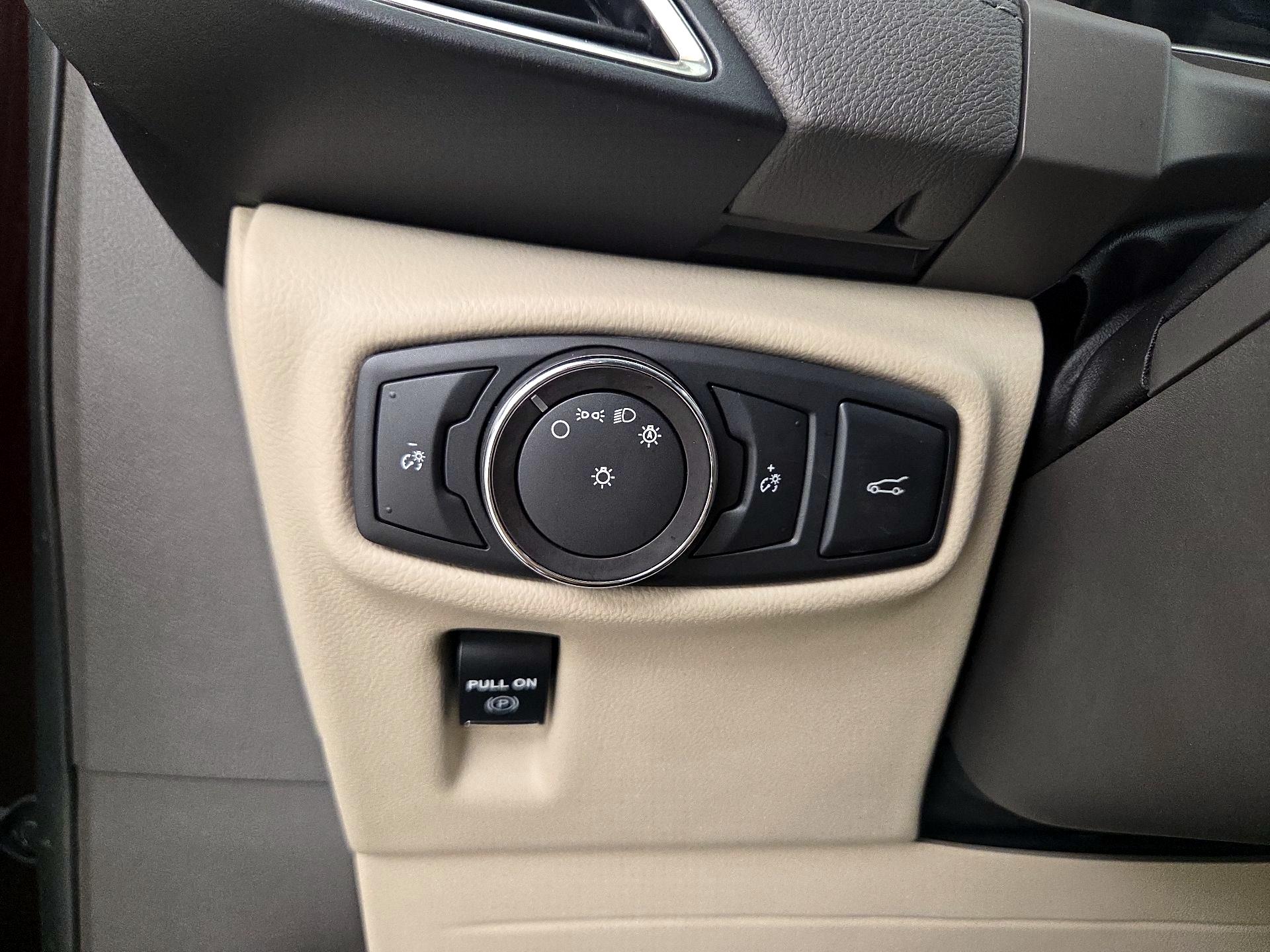 Thumbnail: 2018 Lincoln MKX - 13