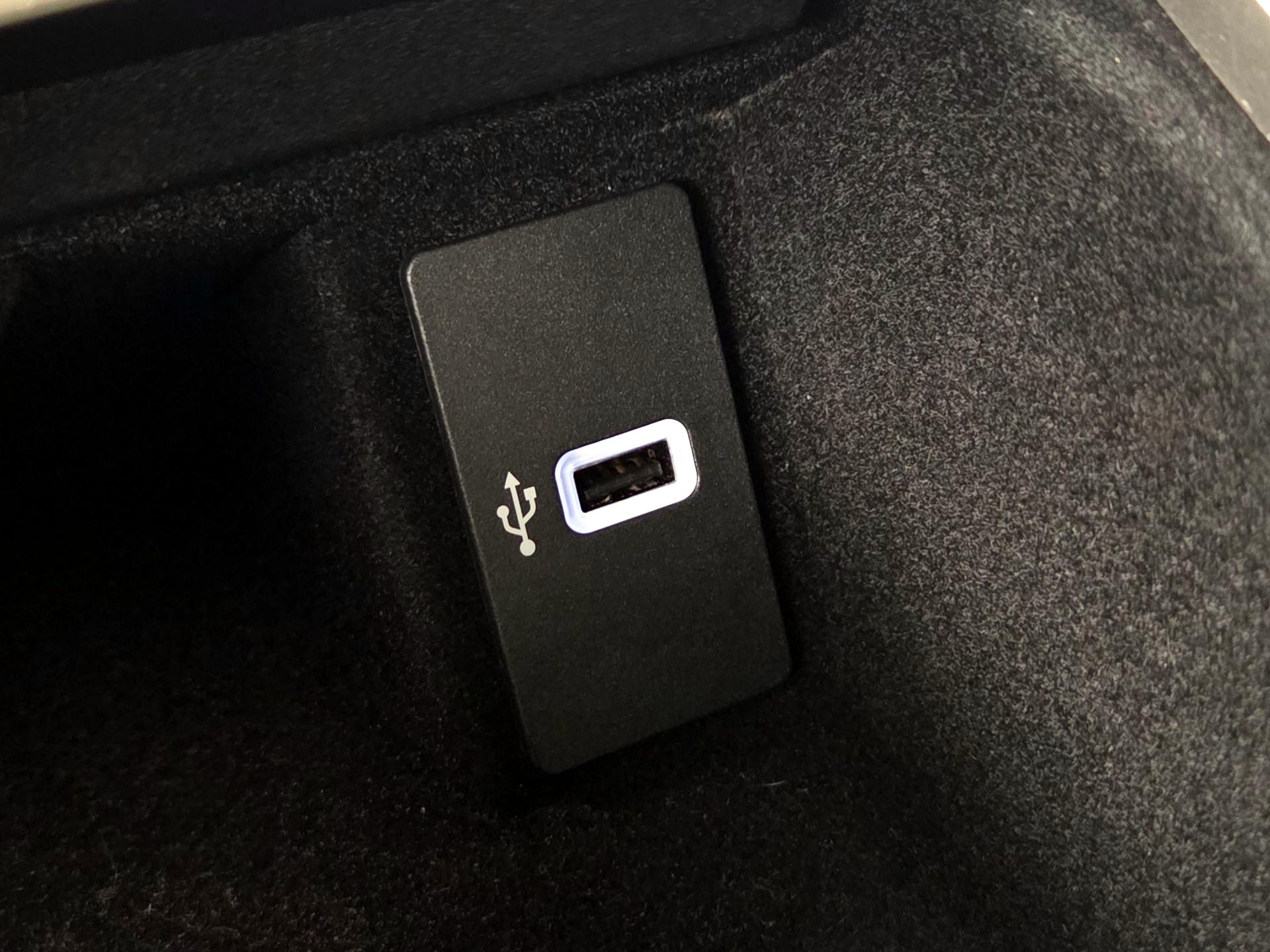 Thumbnail: 2018 Lincoln MKX - 19