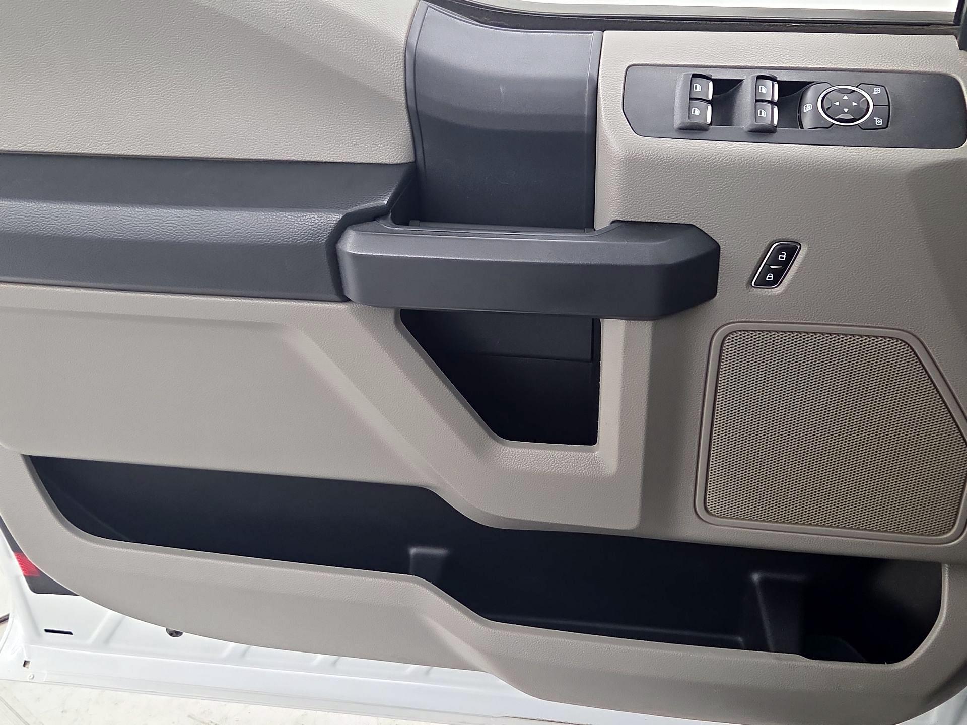 Thumbnail: 2022 Ford F-350 - 12