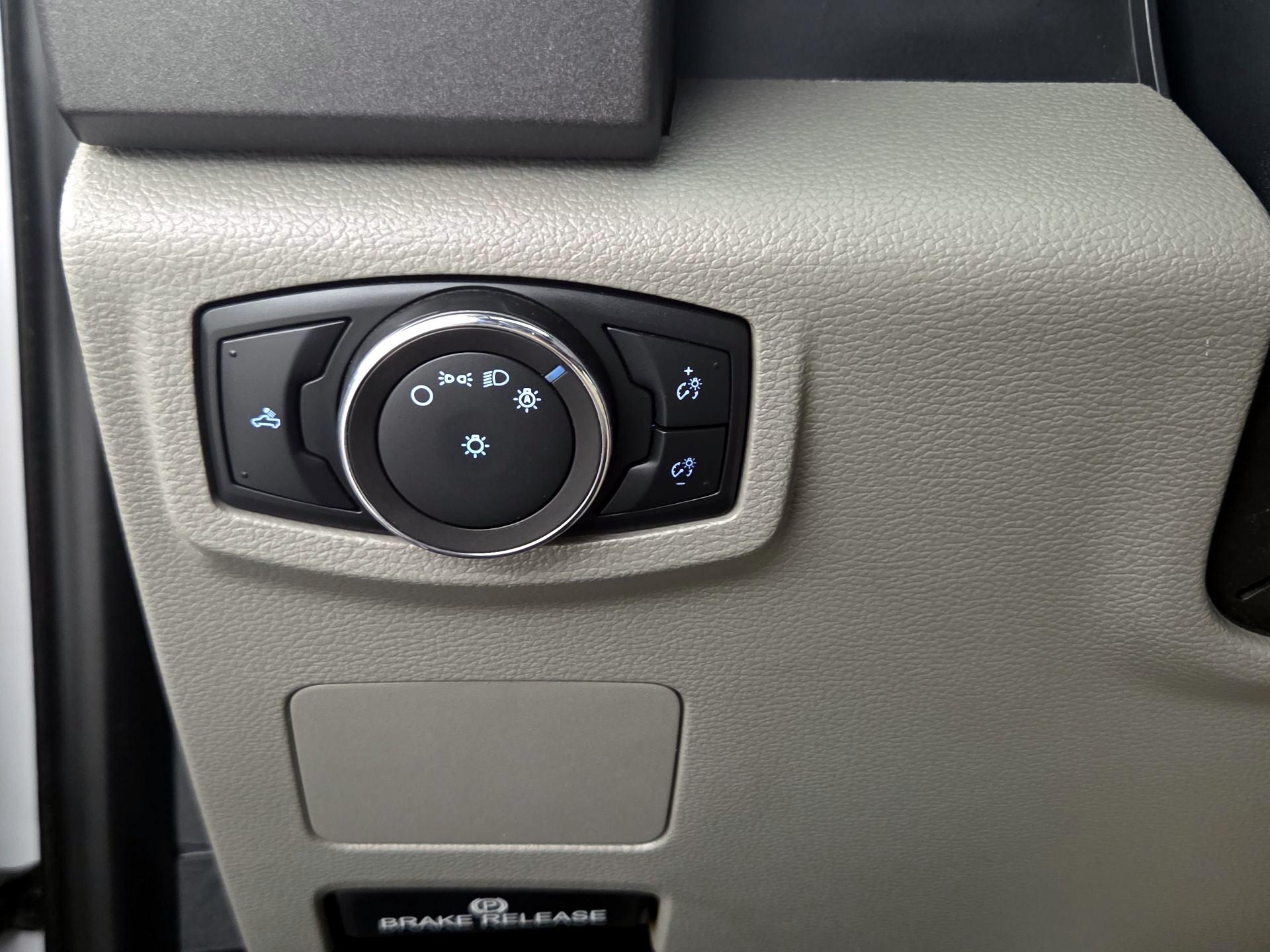 Thumbnail: 2022 Ford F-350 - 13