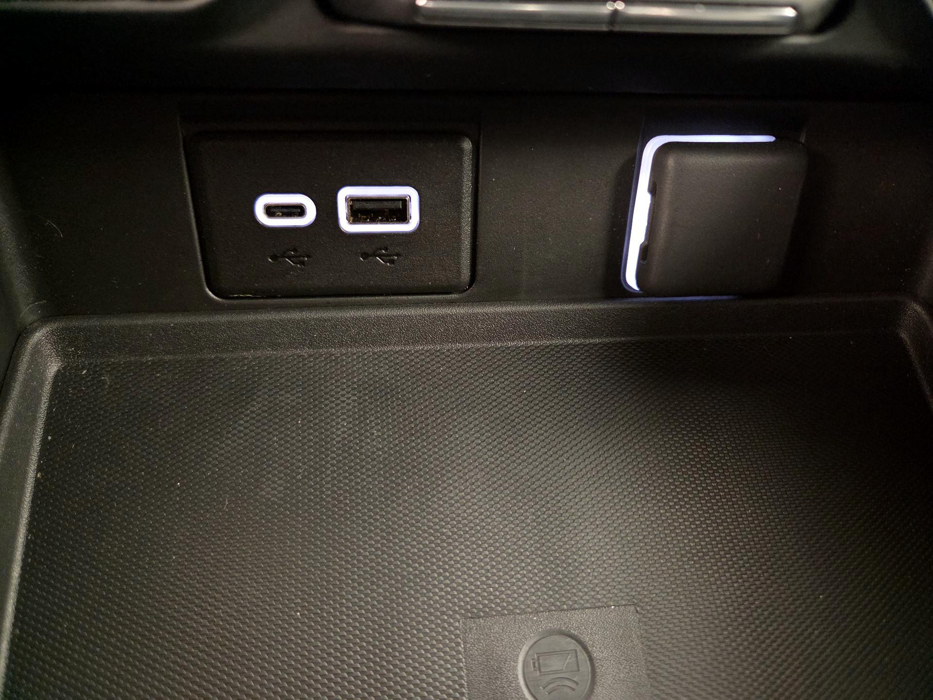 Thumbnail: 2024 Chevrolet Tahoe - 18