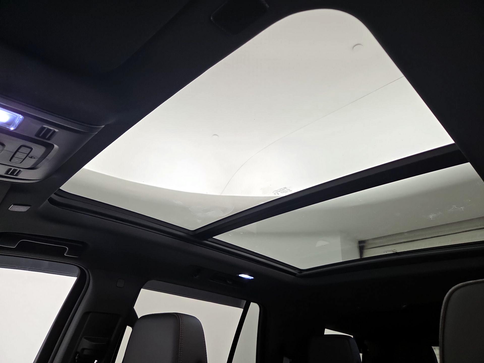 Thumbnail: 2024 Chevrolet Tahoe - 19