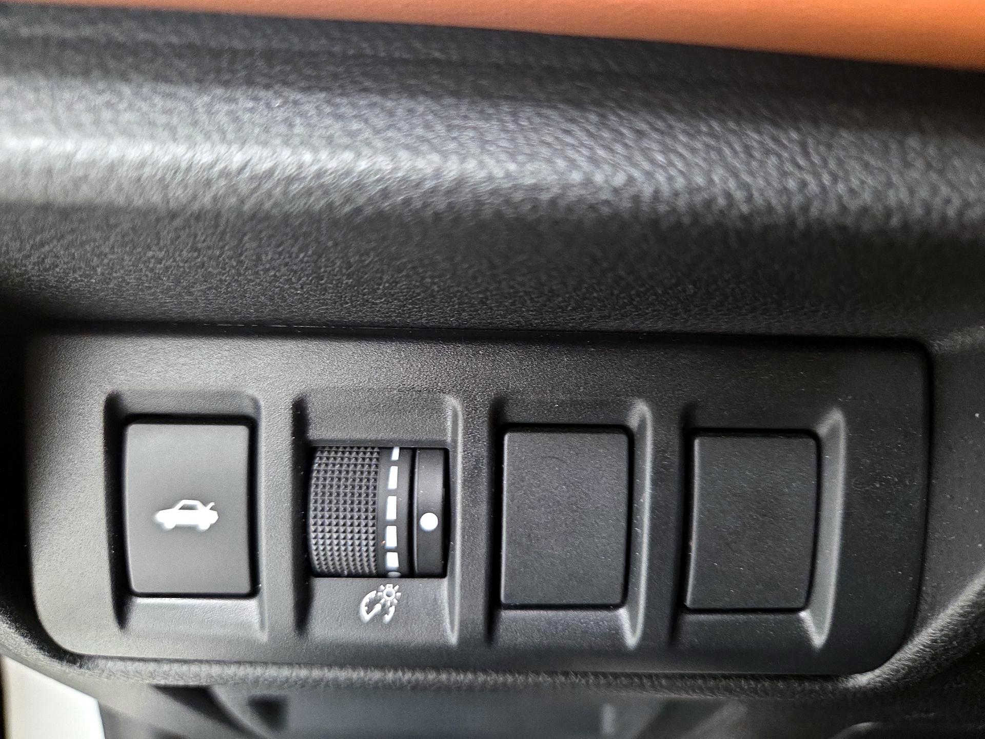 Thumbnail: 2020 Subaru Legacy - 13