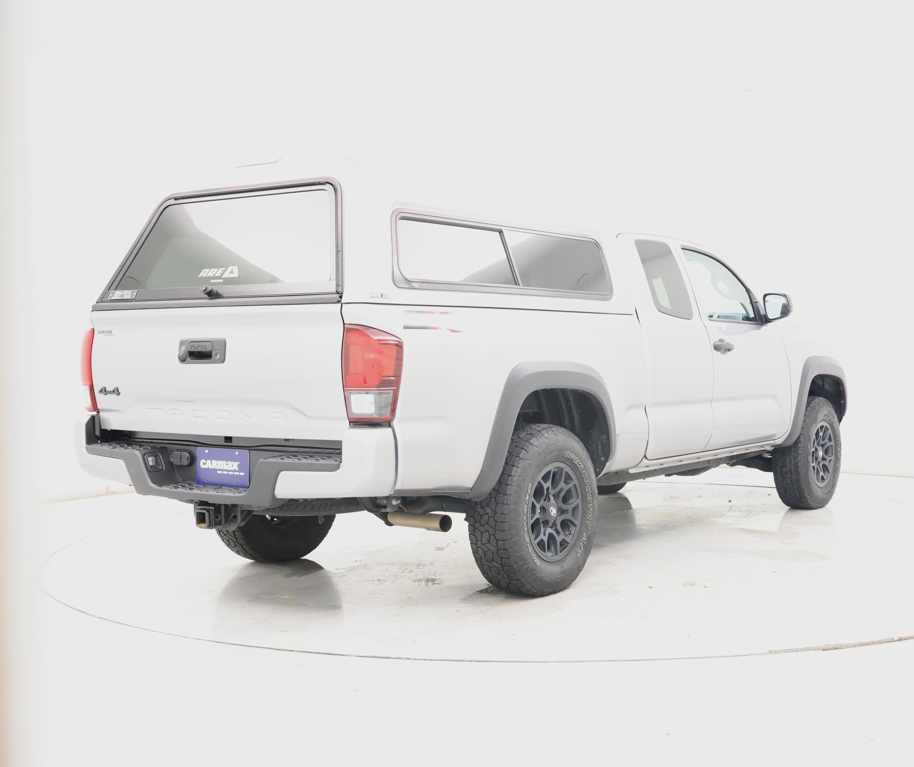 Thumbnail: 2020 Toyota Tacoma - 8