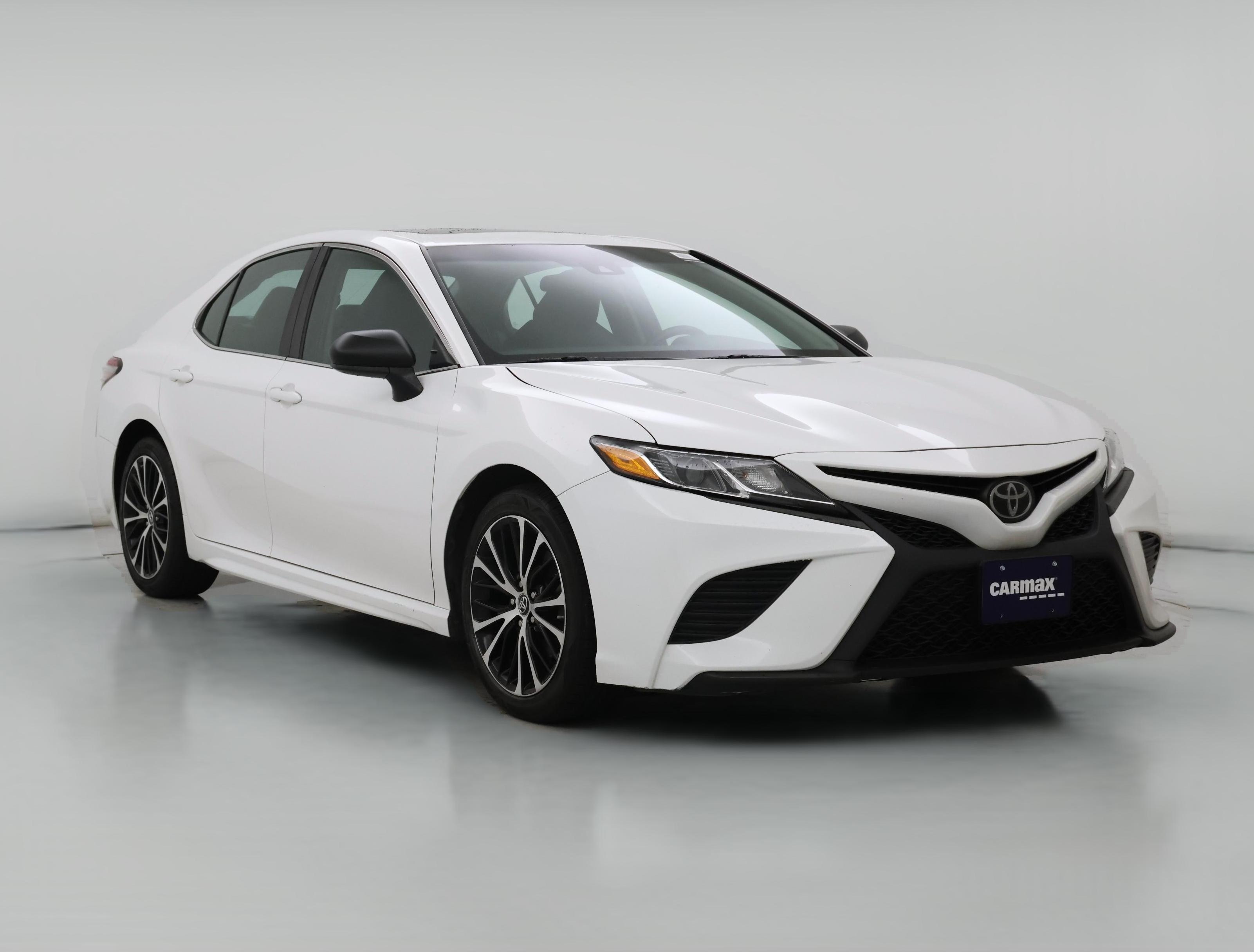 Thumbnail: 2018 Toyota Camry - 1