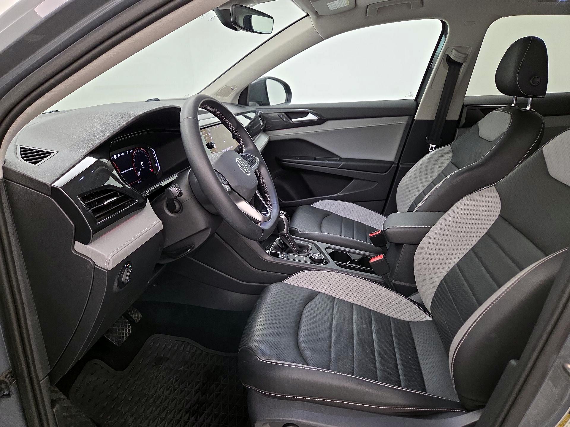 Thumbnail: 2022 Volkswagen Taos - 11