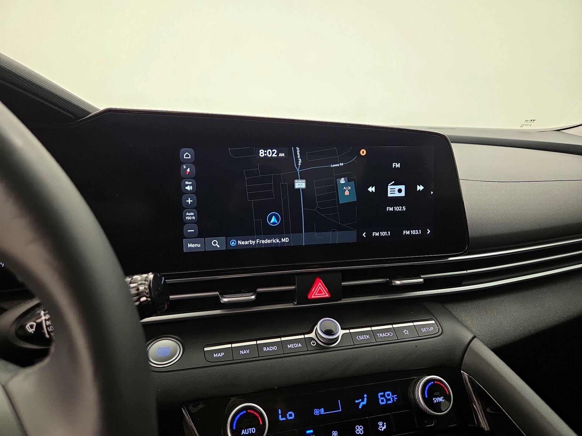 Thumbnail: 2023 Hyundai Elantra - 14