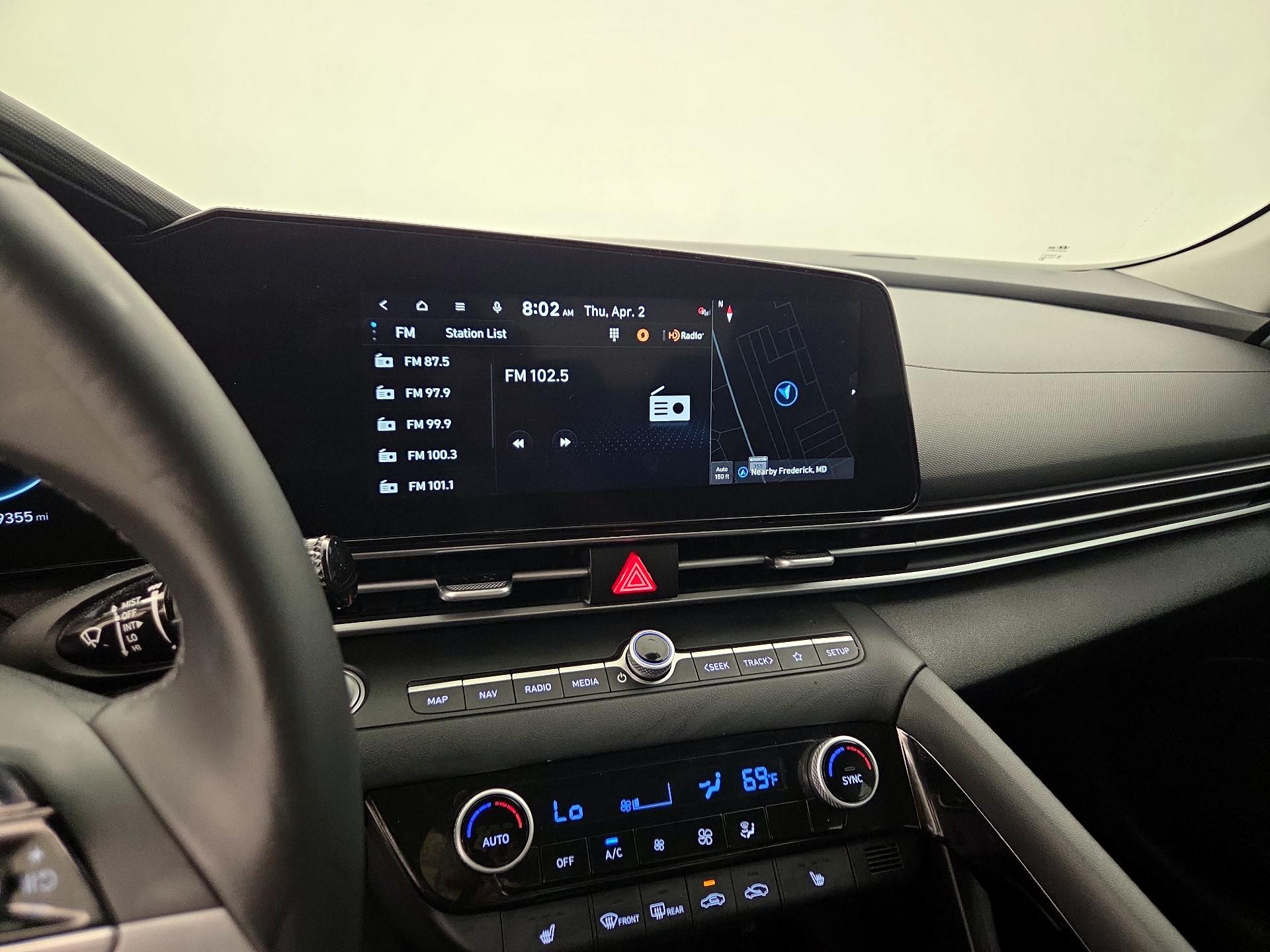 Thumbnail: 2023 Hyundai Elantra - 16