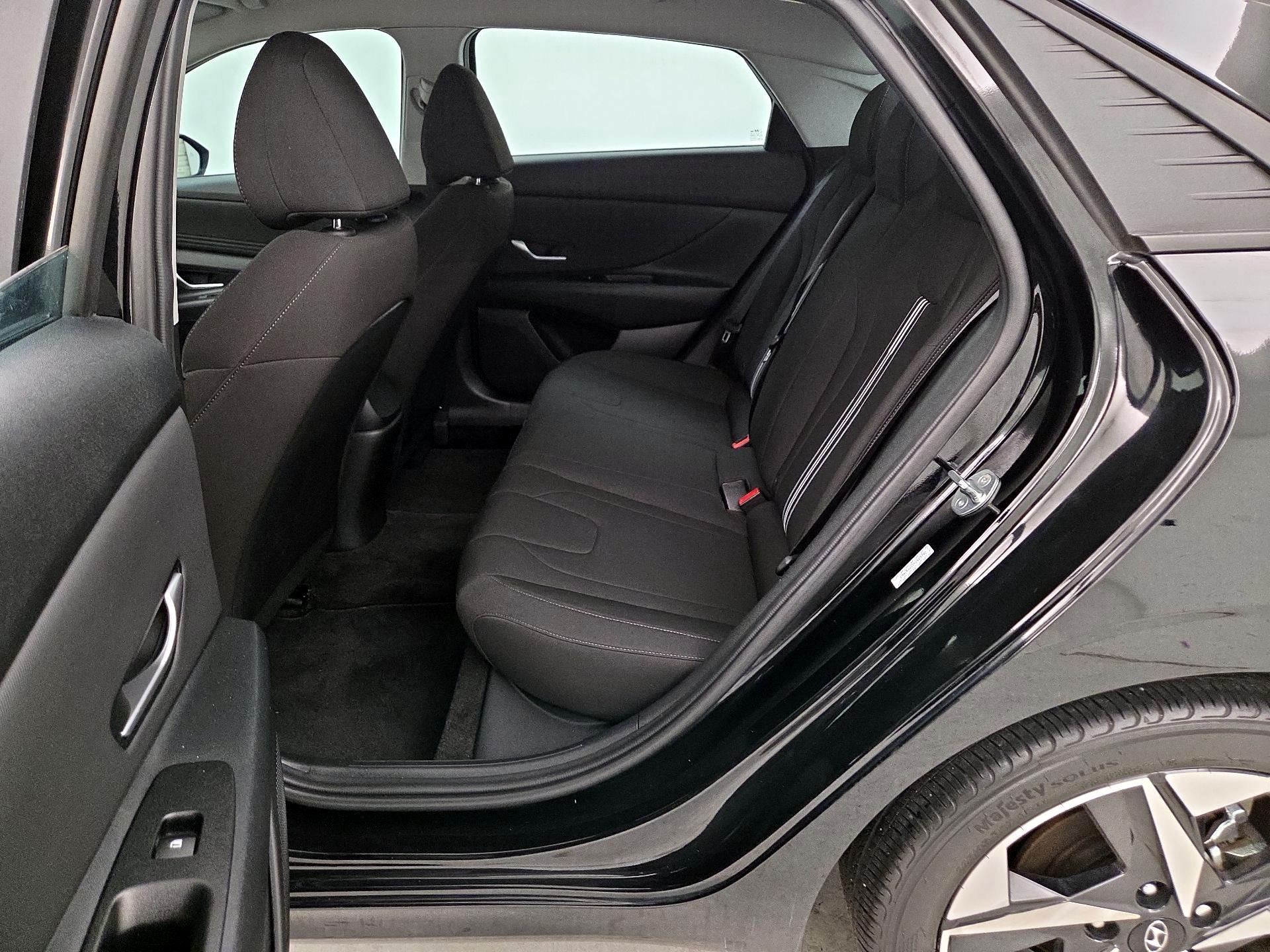 Thumbnail: 2023 Hyundai Elantra - 20