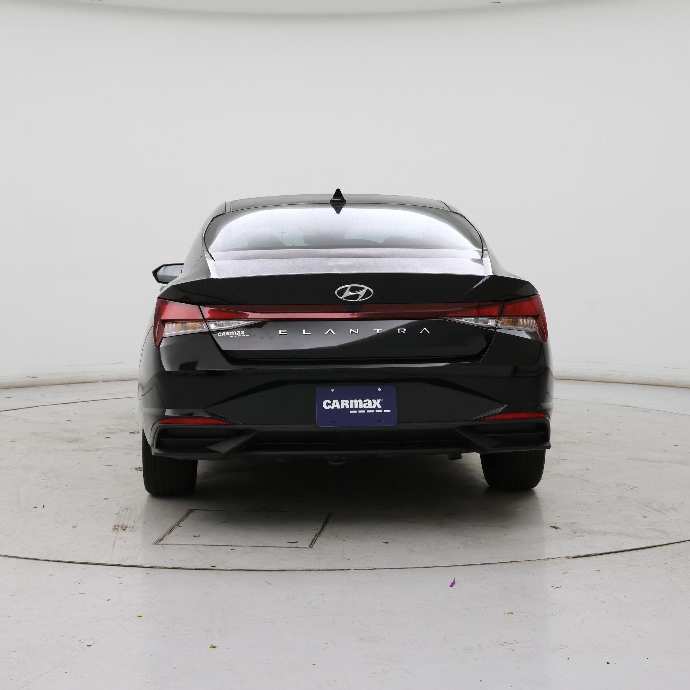 Thumbnail: 2023 Hyundai Elantra - 6