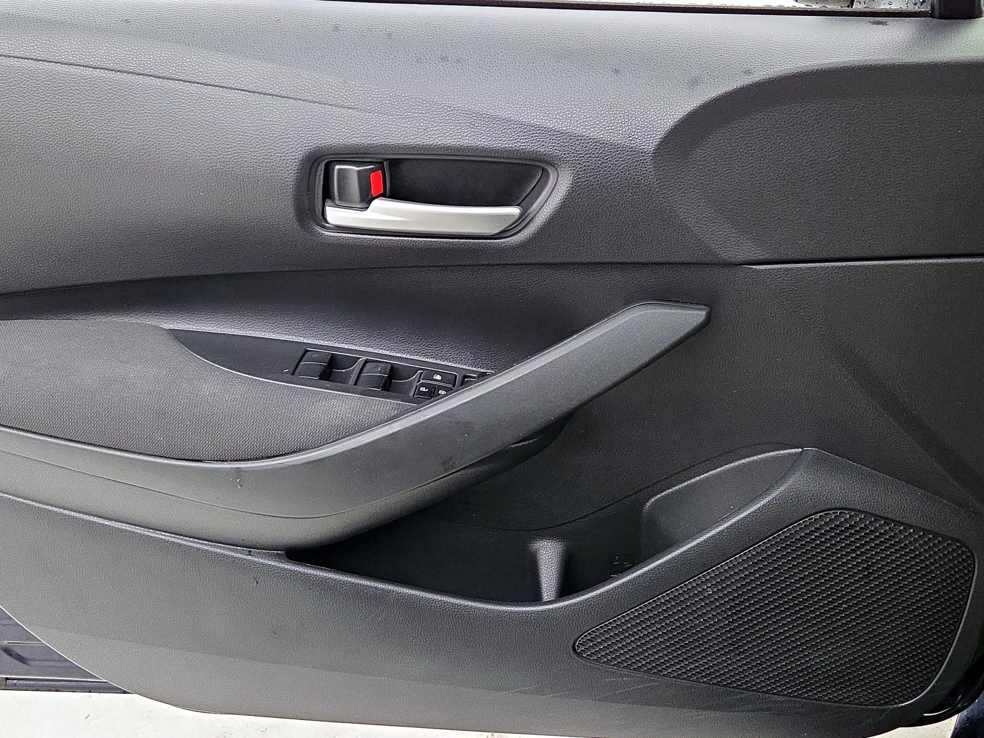 Thumbnail: 2021 Toyota Corolla - 12