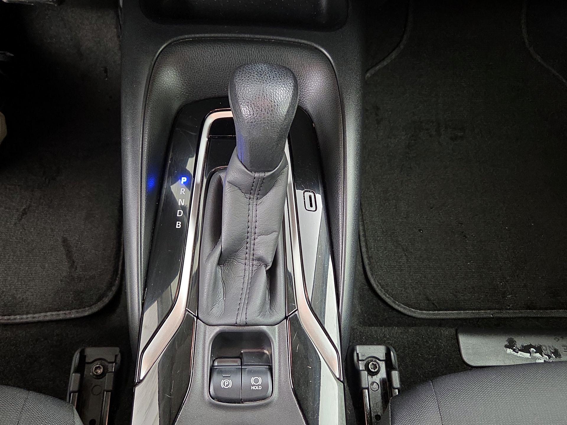 Thumbnail: 2021 Toyota Corolla - 17