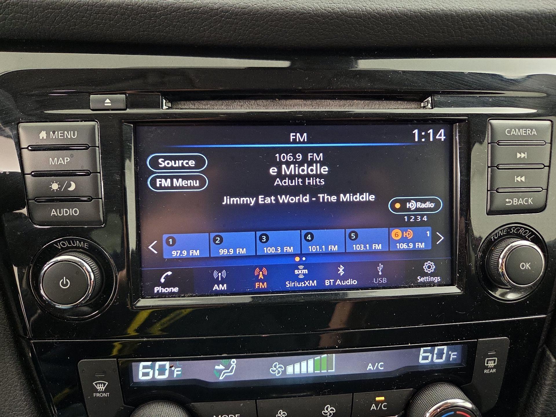 Thumbnail: 2019 Nissan Rogue - 16