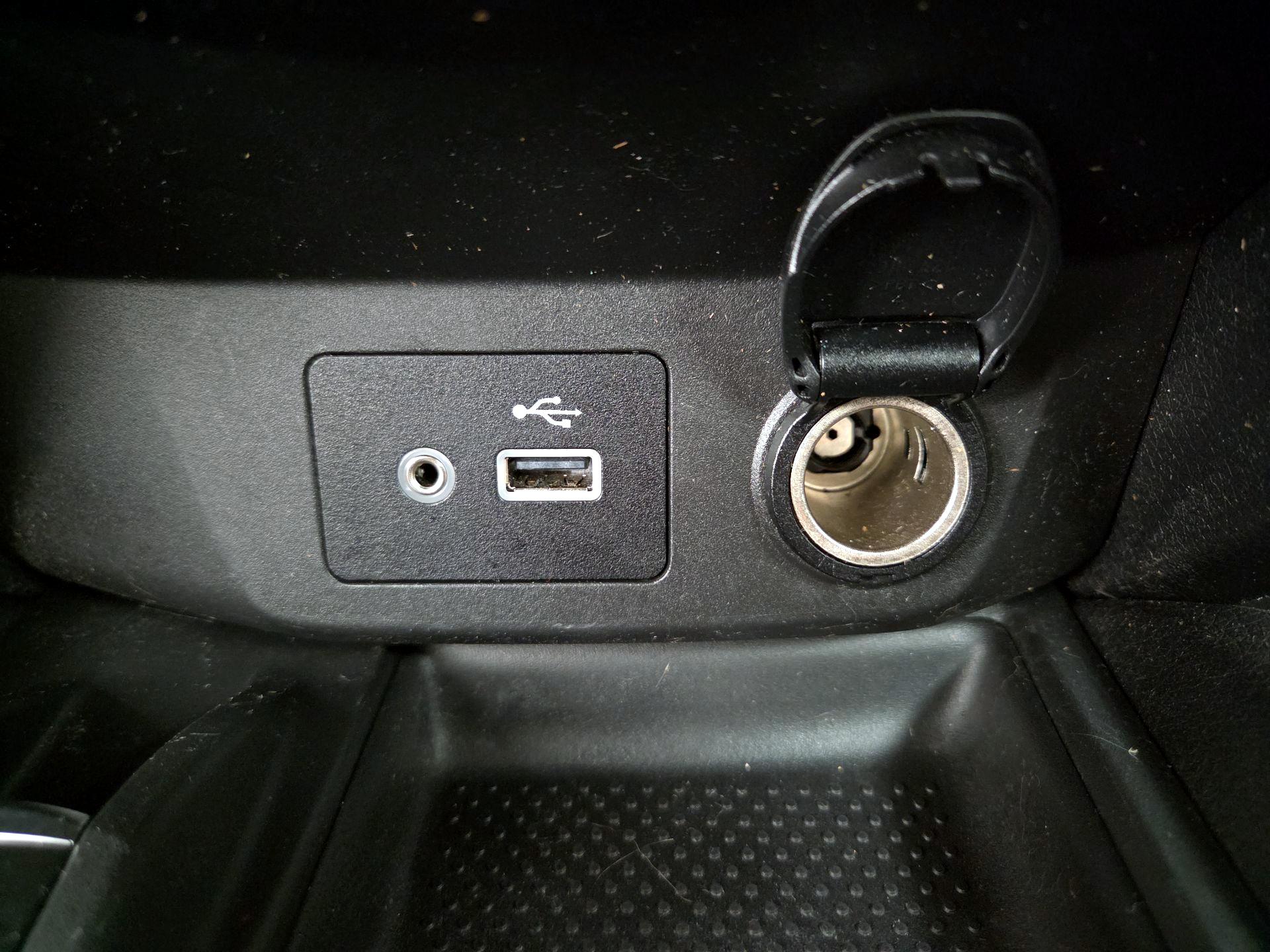 Thumbnail: 2019 Nissan Rogue - 19