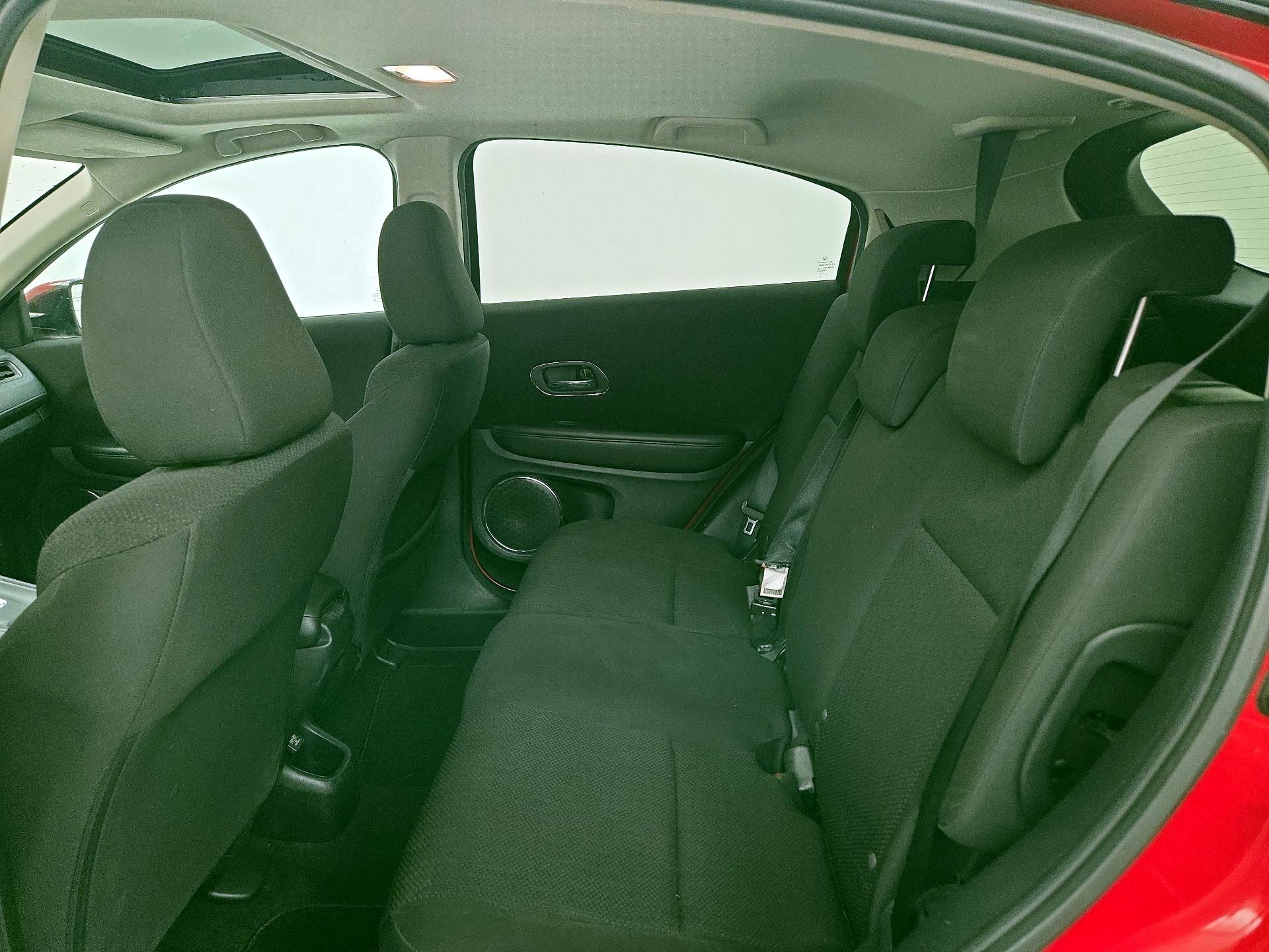 Thumbnail: 2016 Honda HR-V - 20