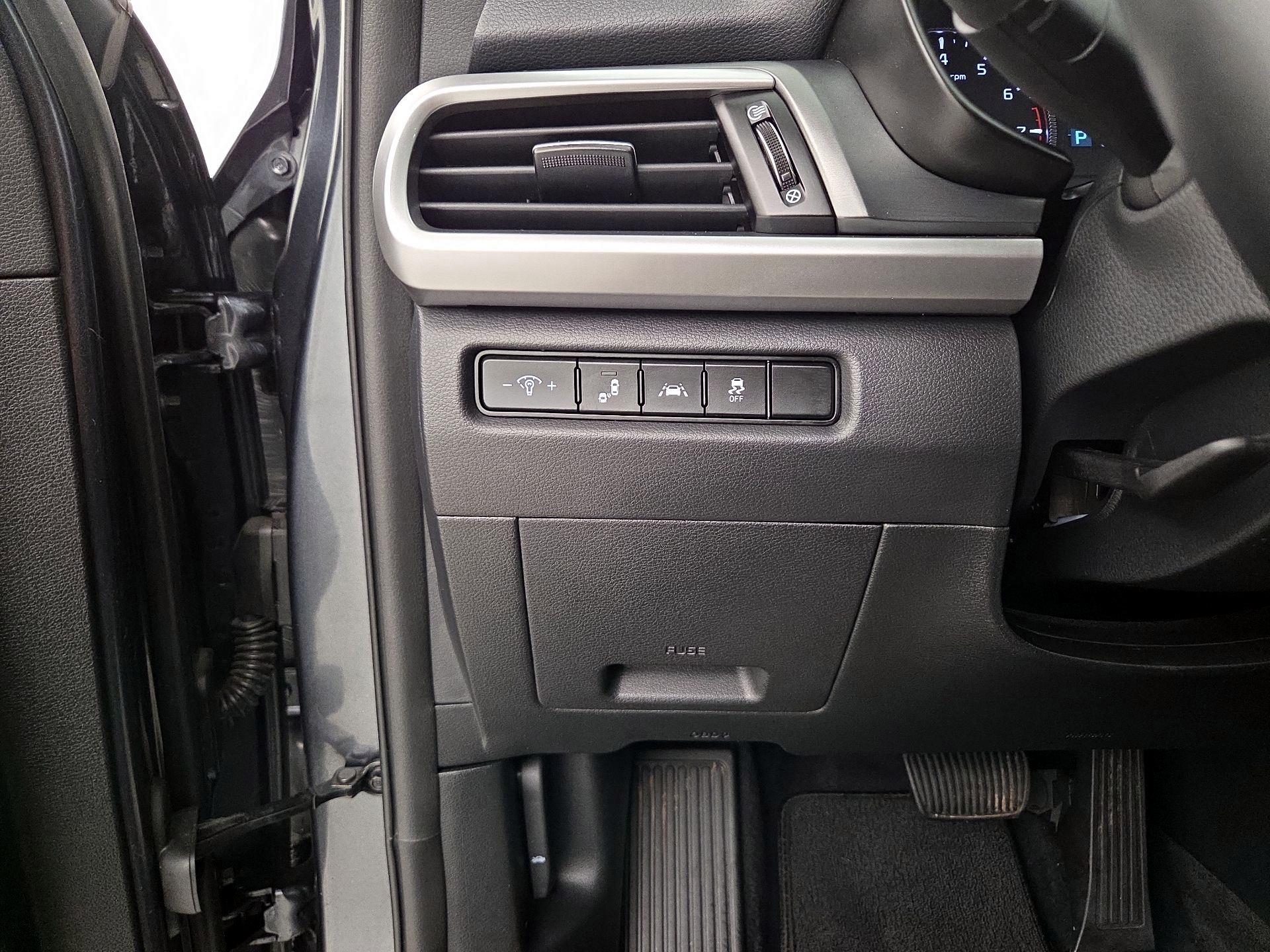 Thumbnail: 2021 Kia Telluride - 13