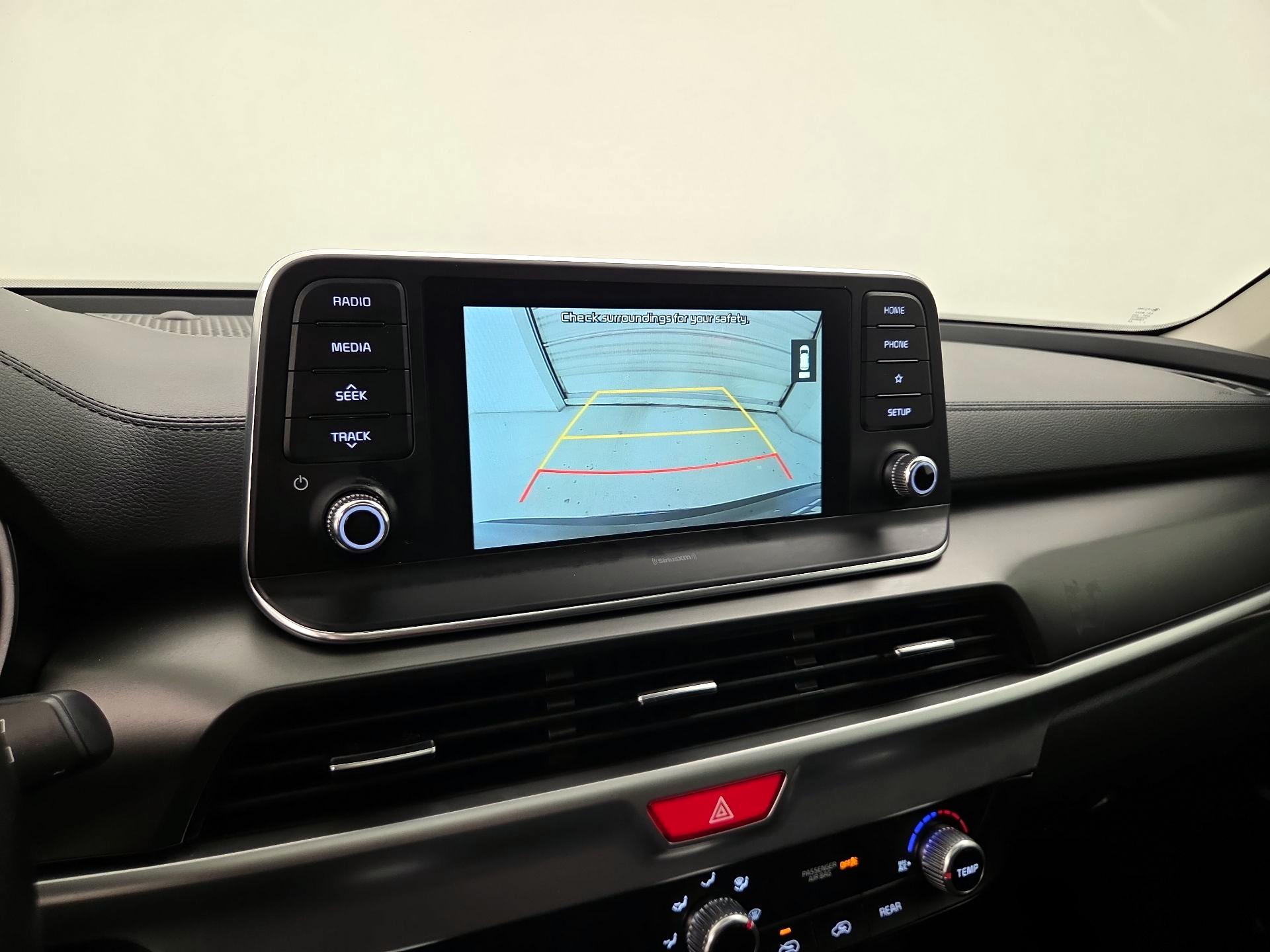 Thumbnail: 2021 Kia Telluride - 14