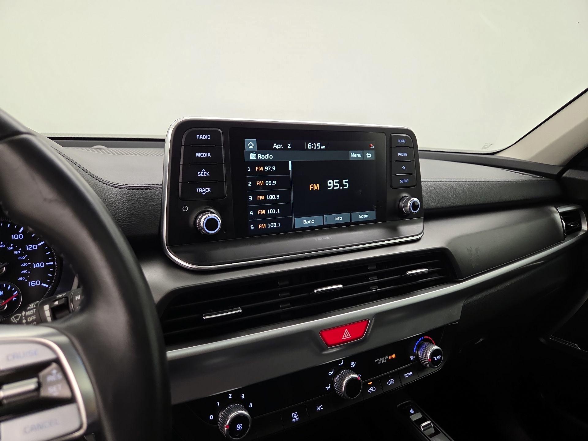 Thumbnail: 2021 Kia Telluride - 15