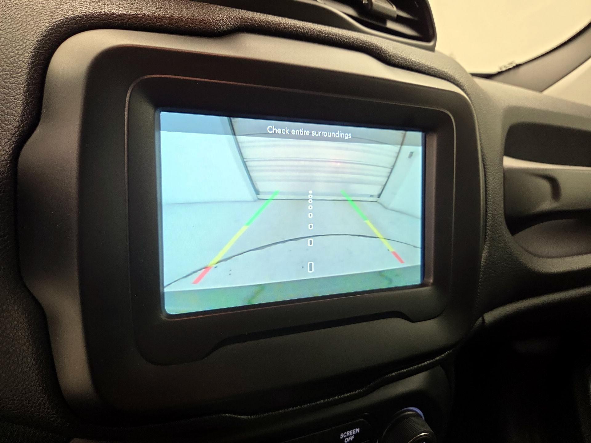 Thumbnail: 2018 Jeep Renegade - 14