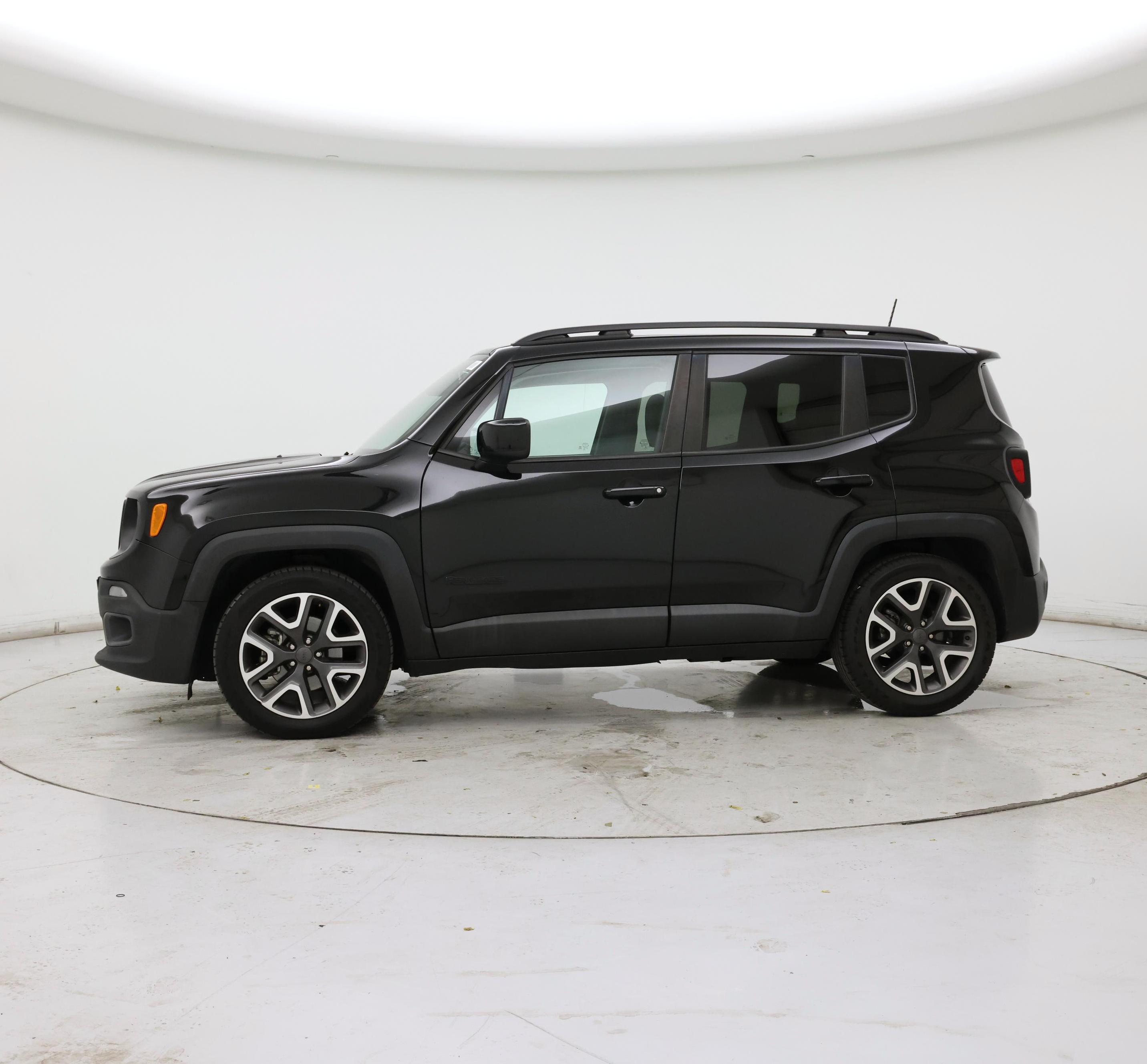 Thumbnail: 2018 Jeep Renegade - 3