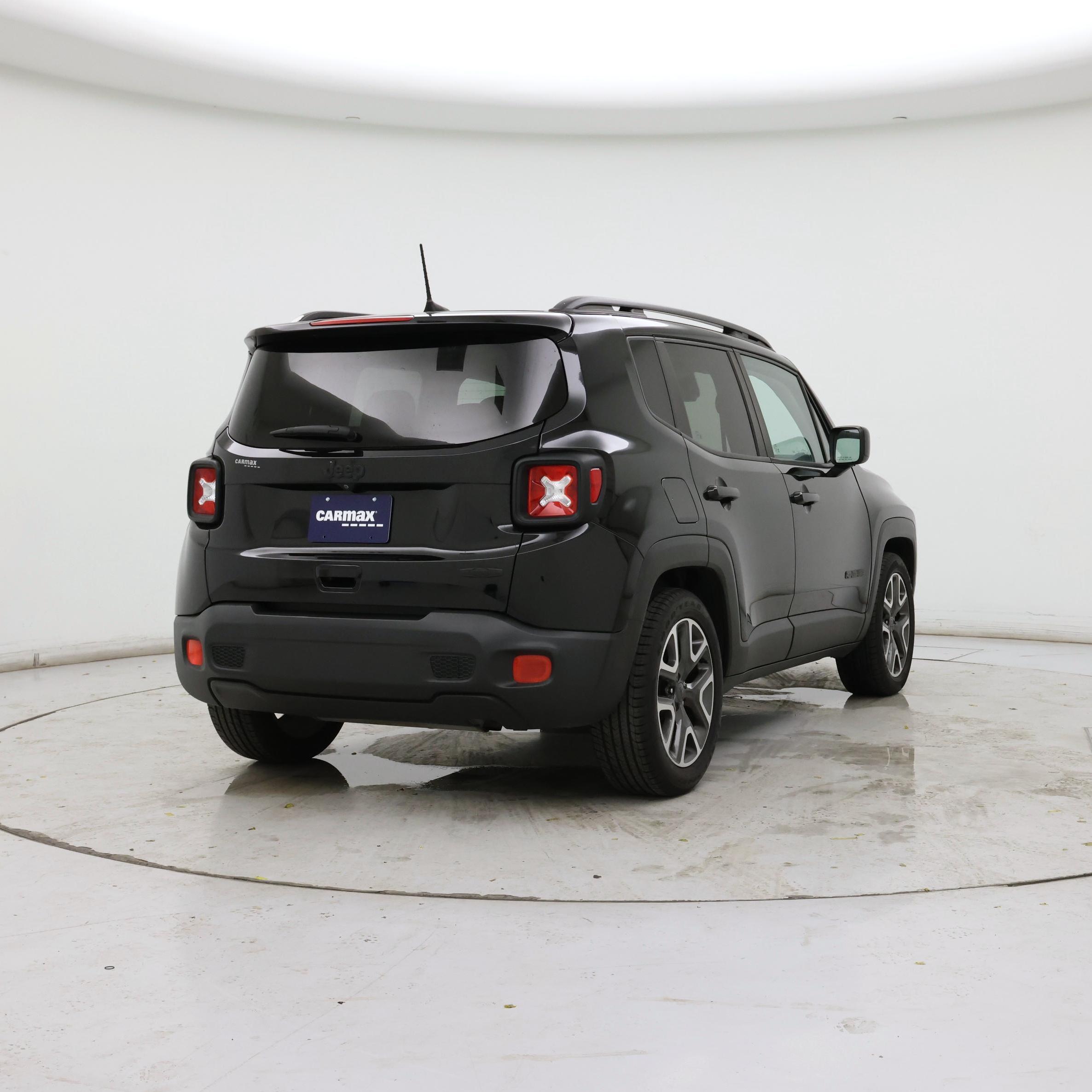 Thumbnail: 2018 Jeep Renegade - 8