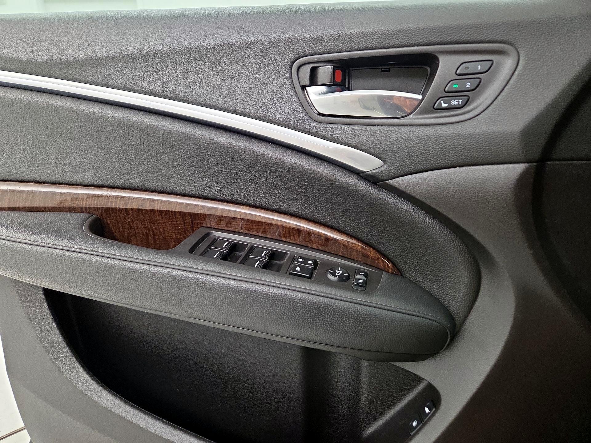 Thumbnail: 2020 Acura MDX - 12