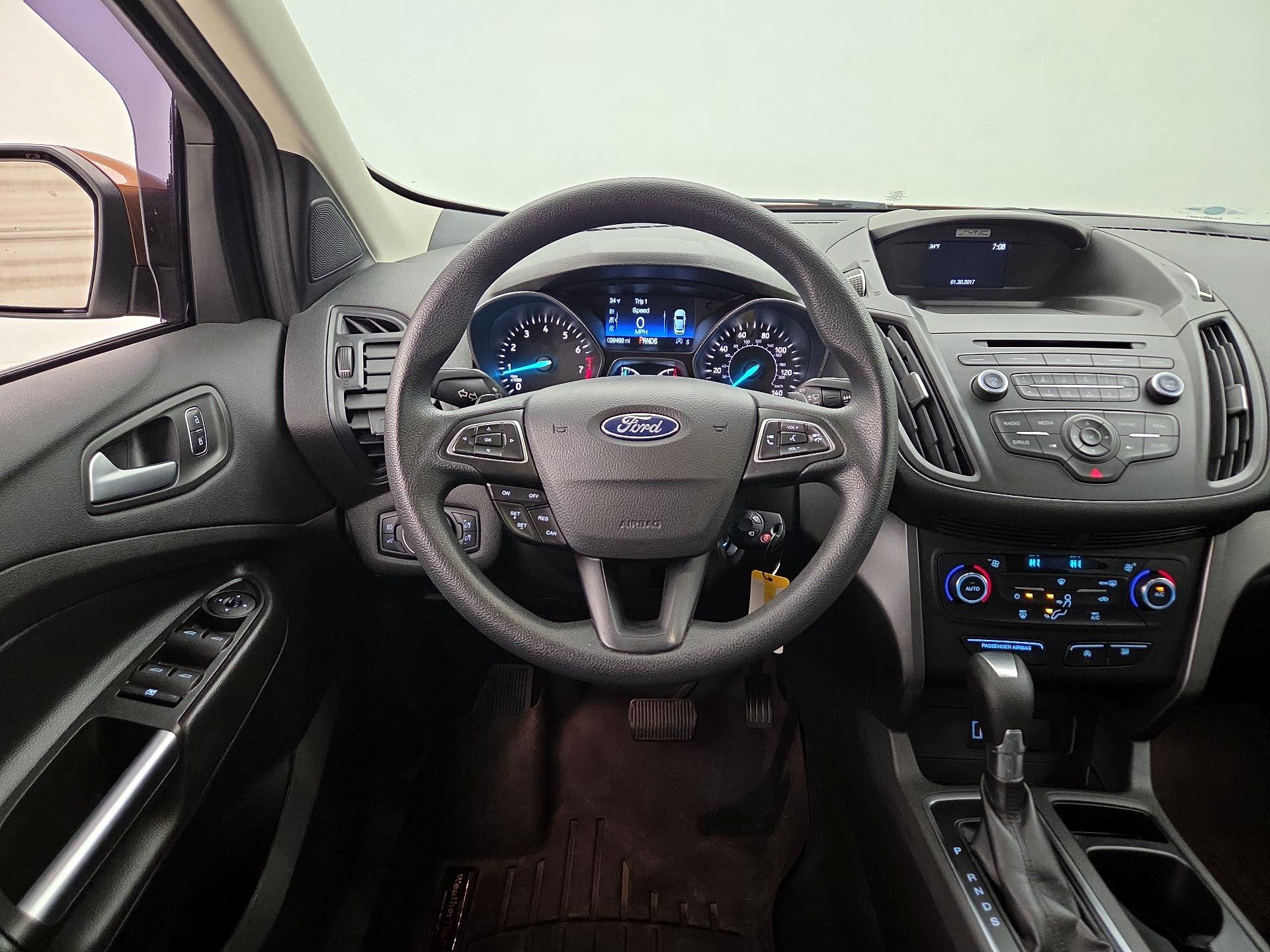 Thumbnail: 2017 Ford Escape - 10