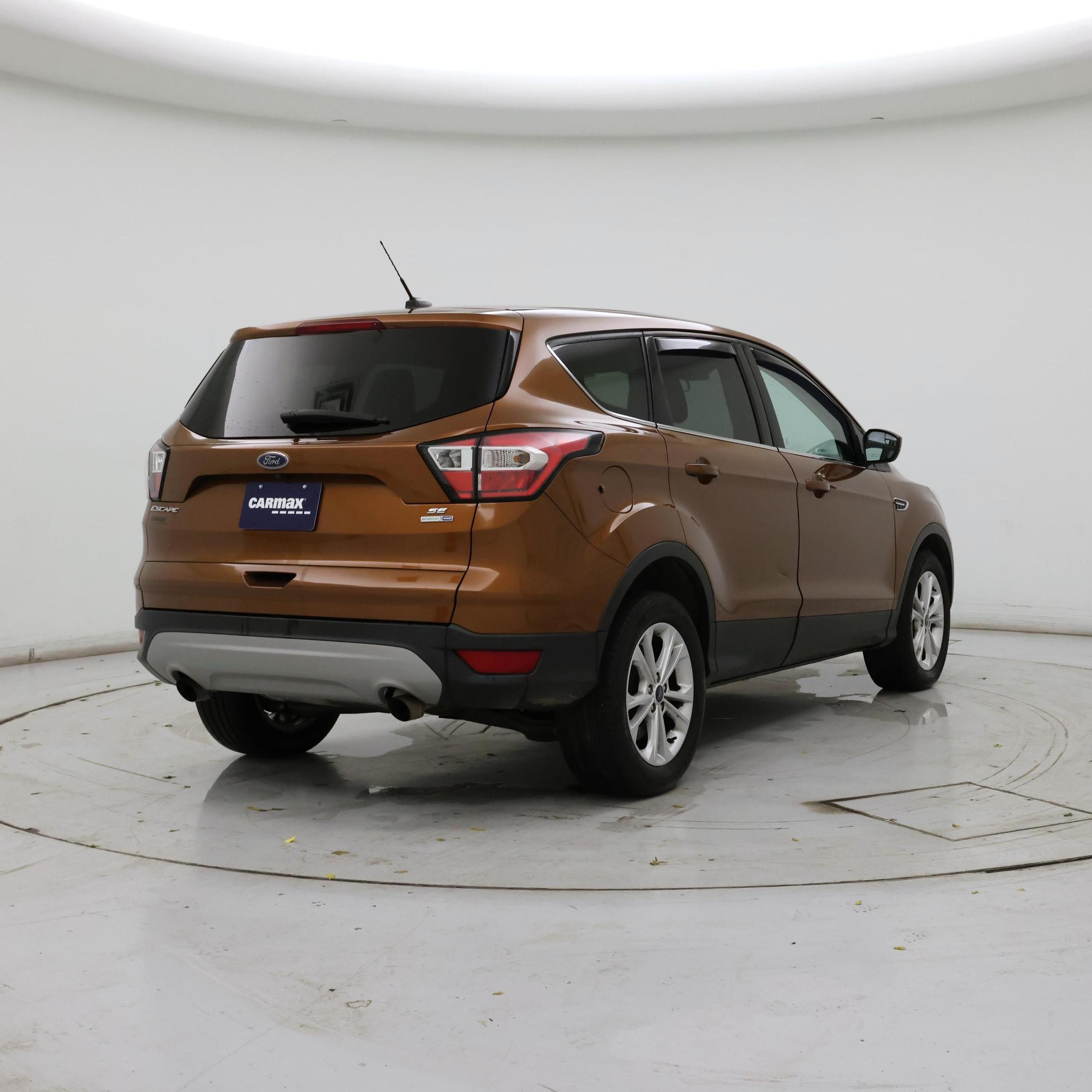 Thumbnail: 2017 Ford Escape - 8