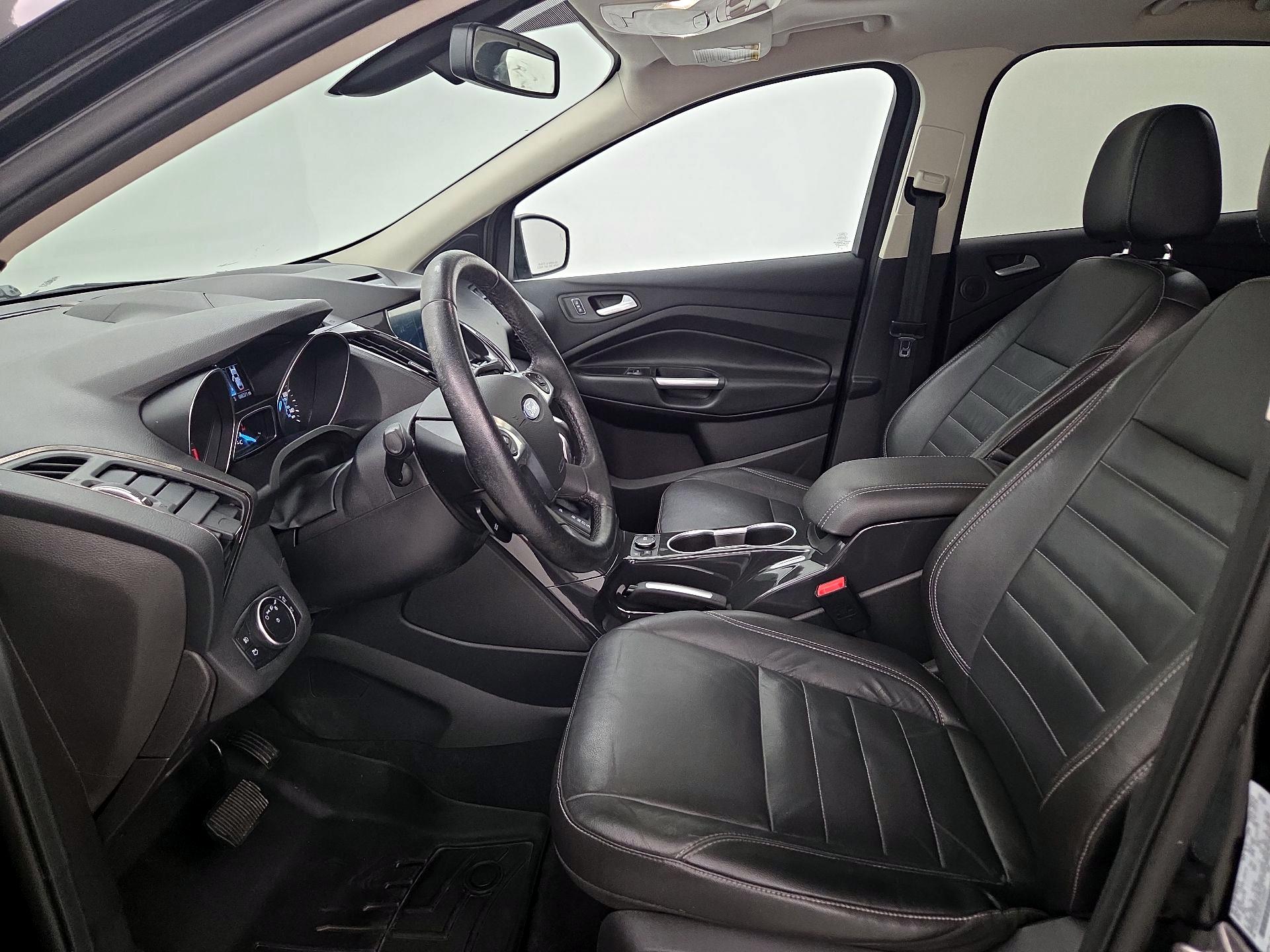 Thumbnail: 2016 Ford Escape - 11