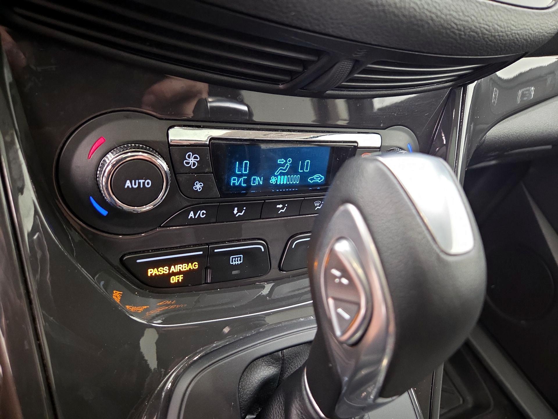 Thumbnail: 2016 Ford Escape - 16