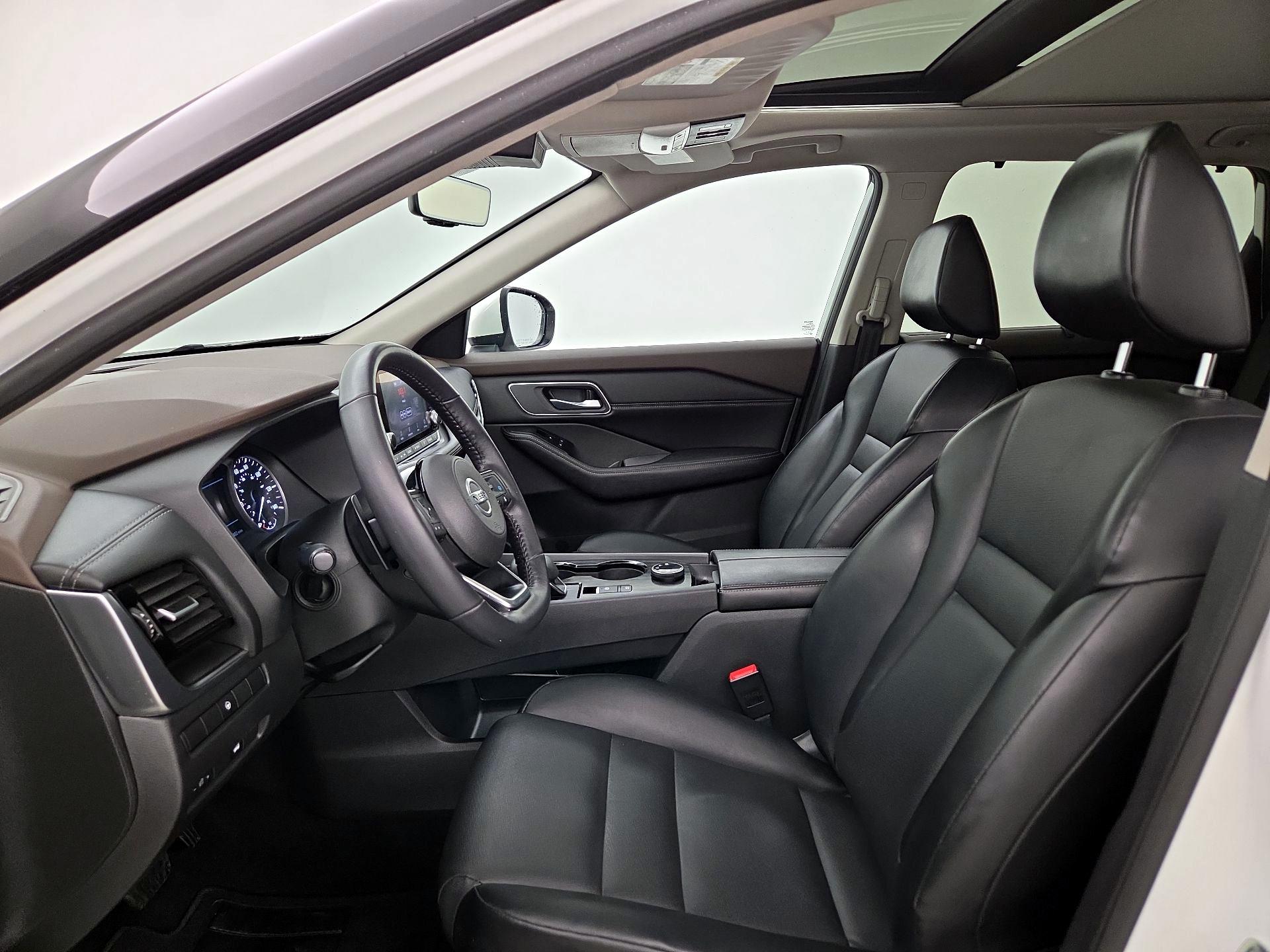 Thumbnail: 2021 Nissan Rogue - 11