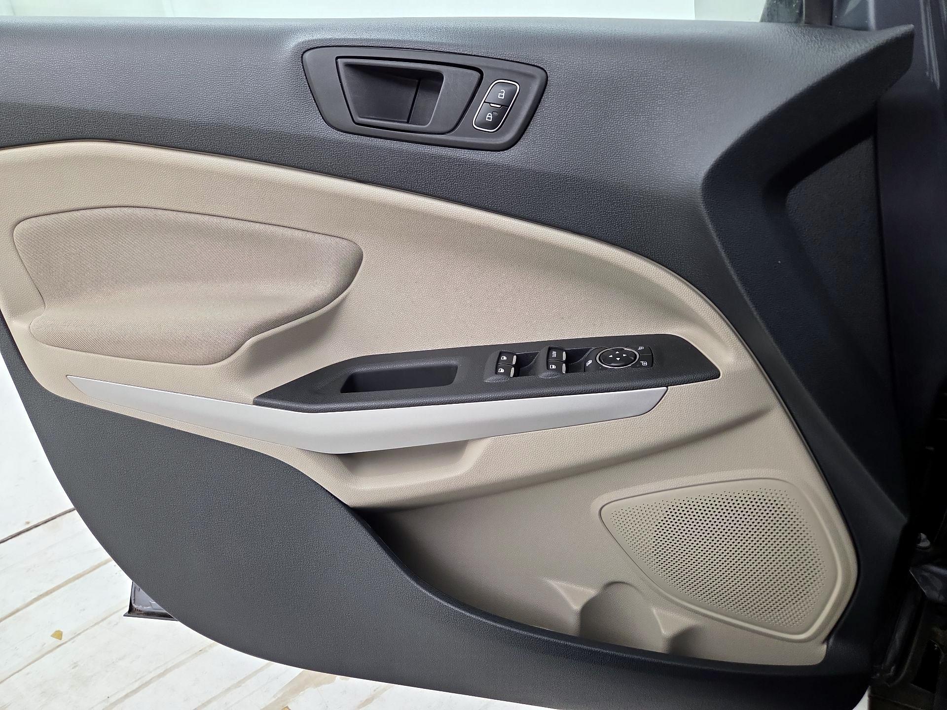 Thumbnail: 2018 Ford EcoSport - 12