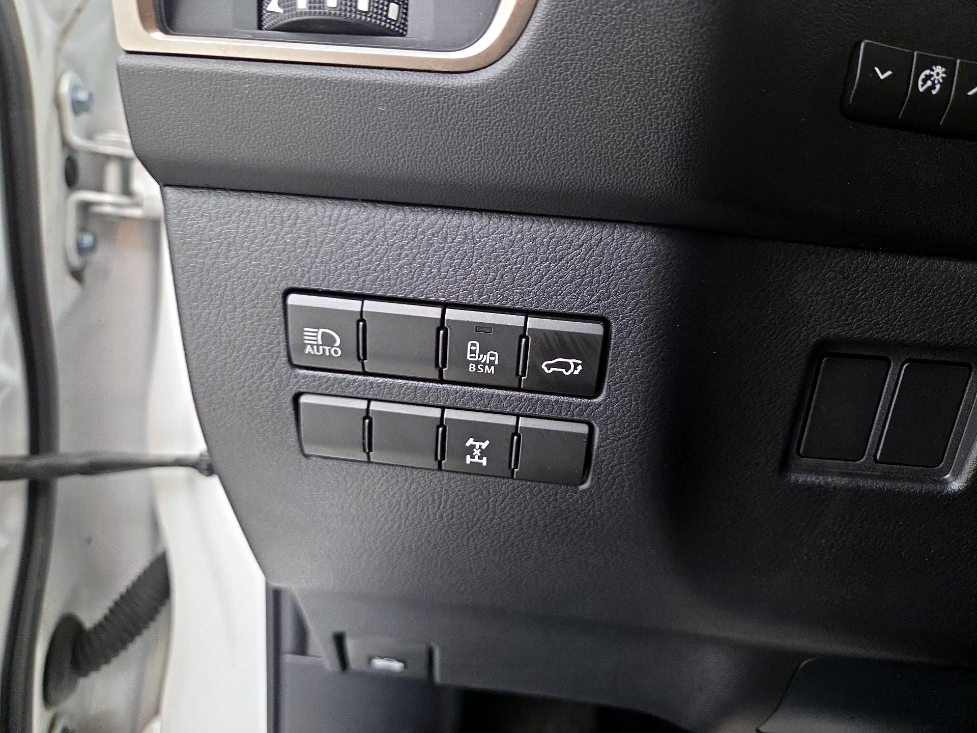 Thumbnail: 2018 Lexus NX - 13