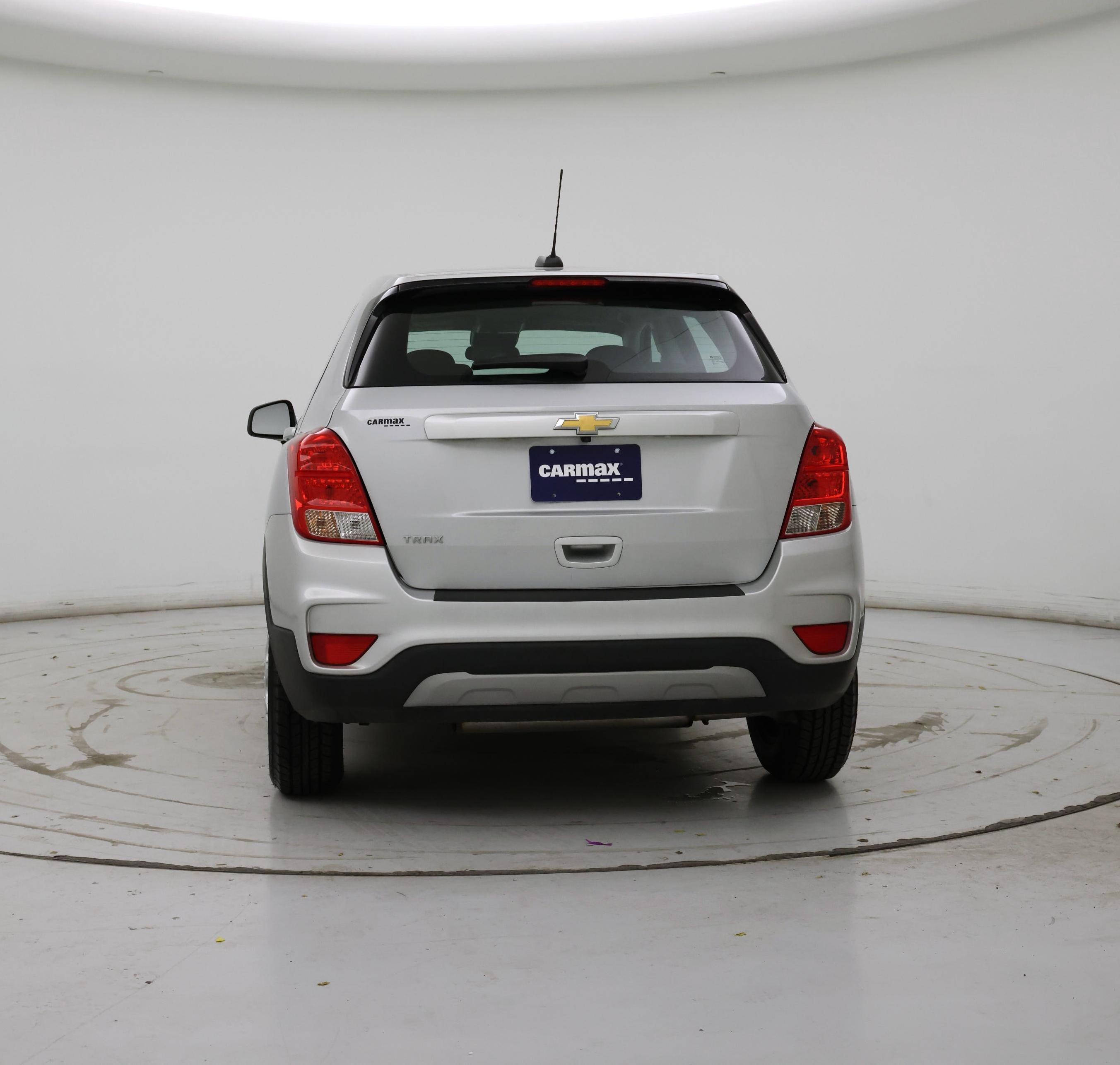 Thumbnail: 2017 Chevrolet Trax - 6