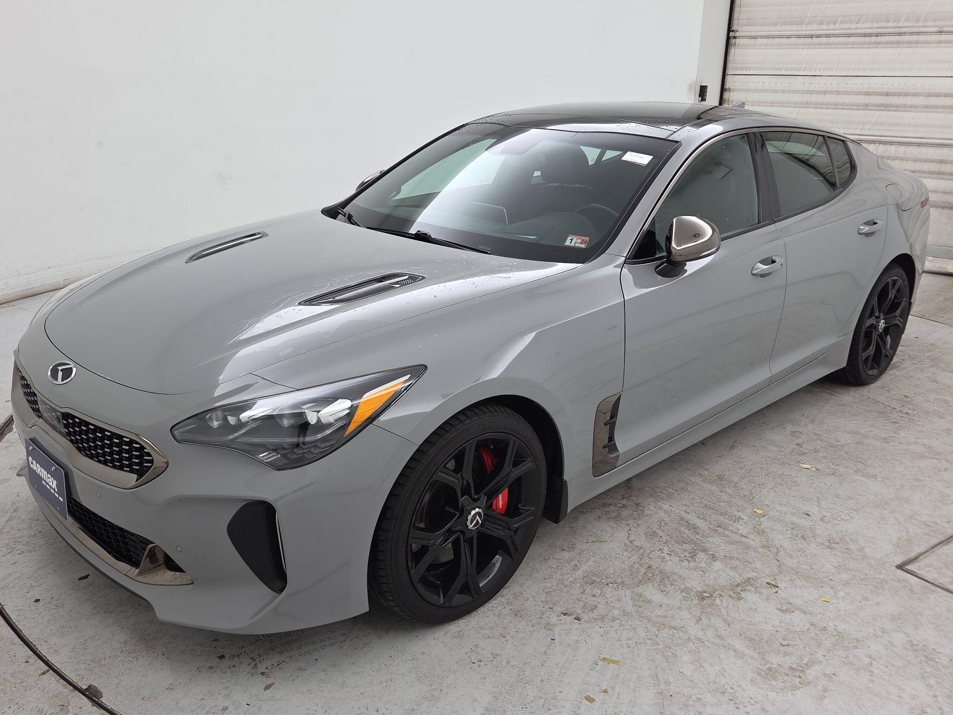 Thumbnail: 2021 Kia Stinger - 3