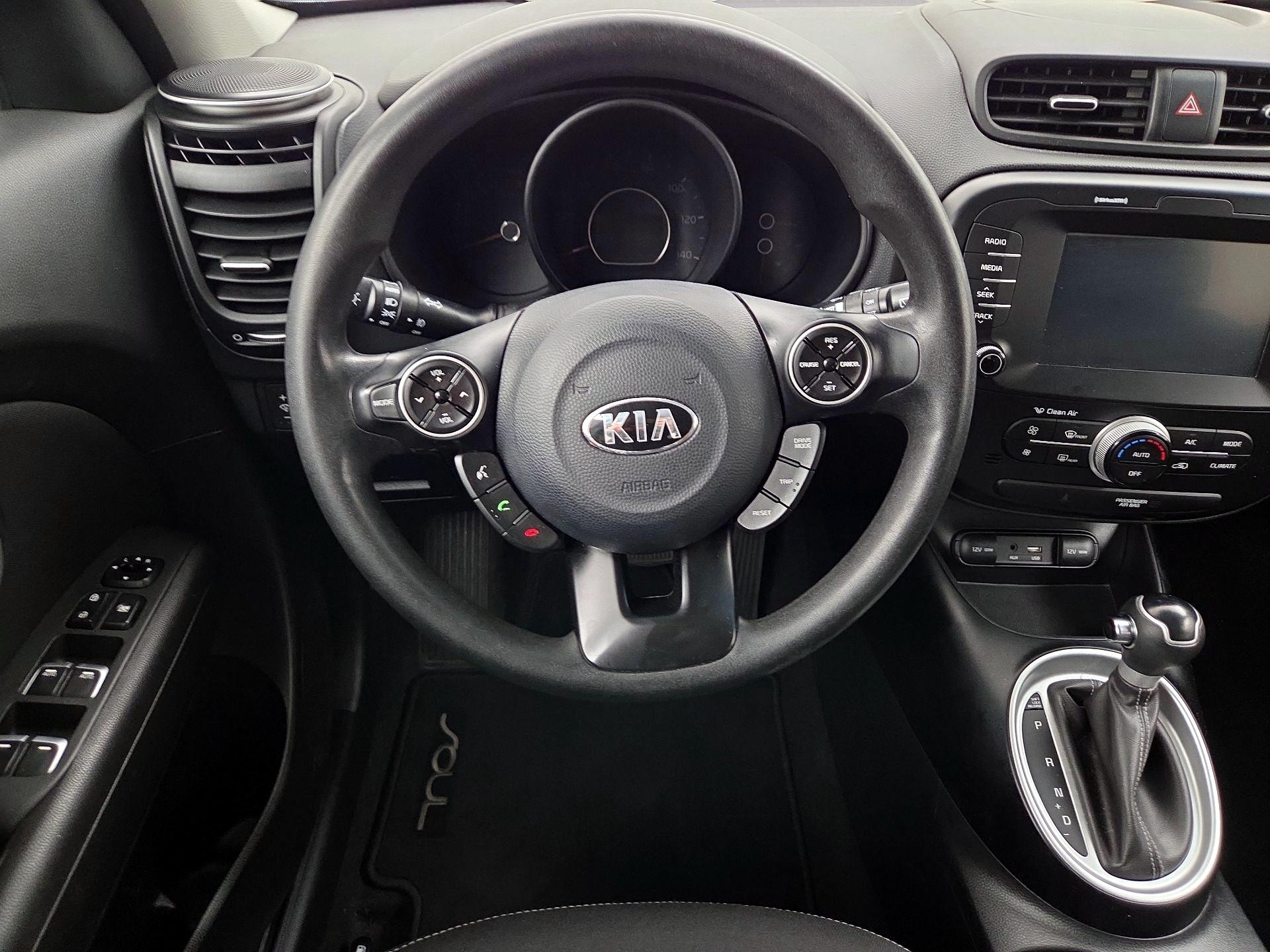 Thumbnail: 2018 Kia Soul - 10