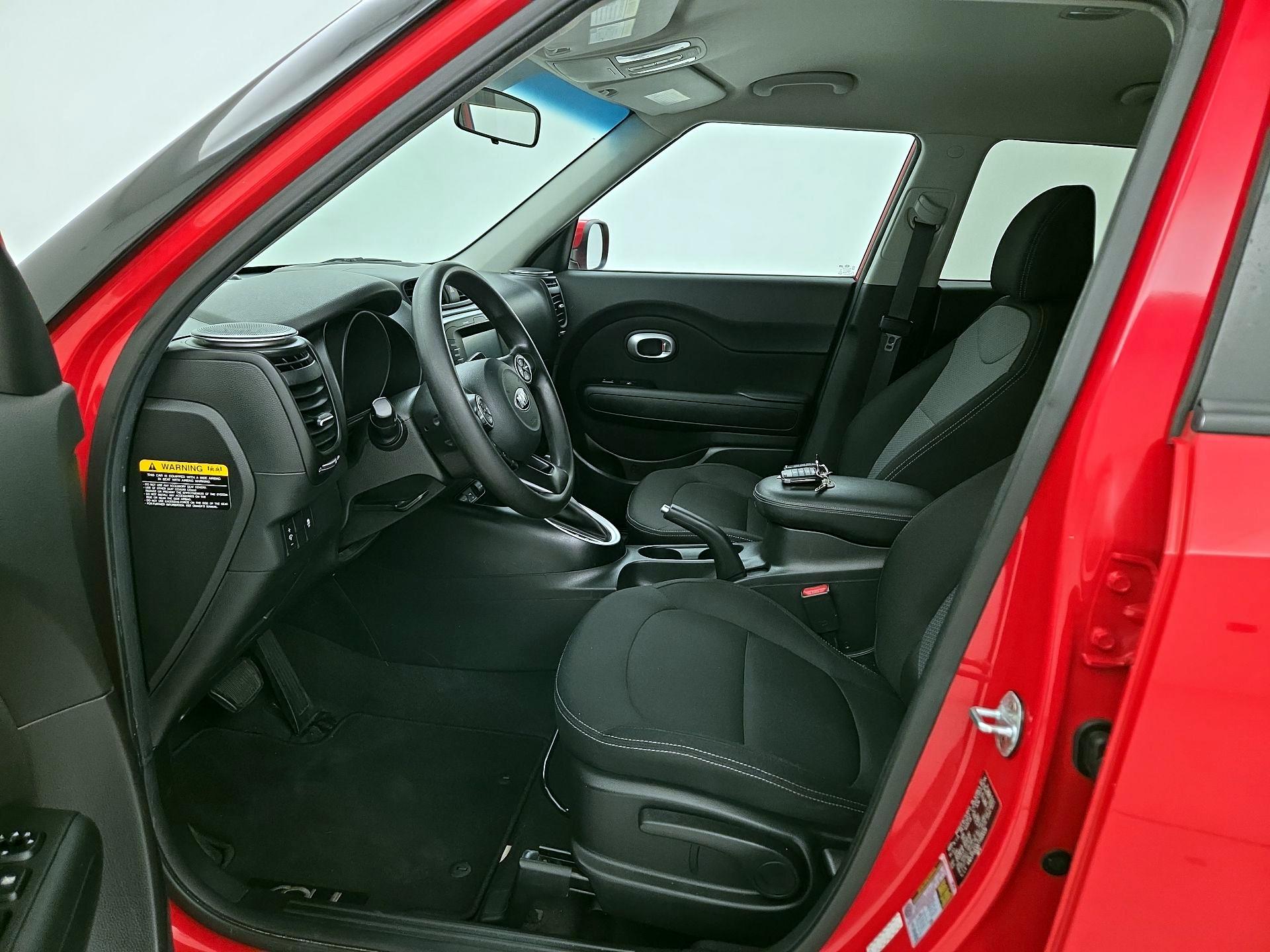 Thumbnail: 2018 Kia Soul - 11