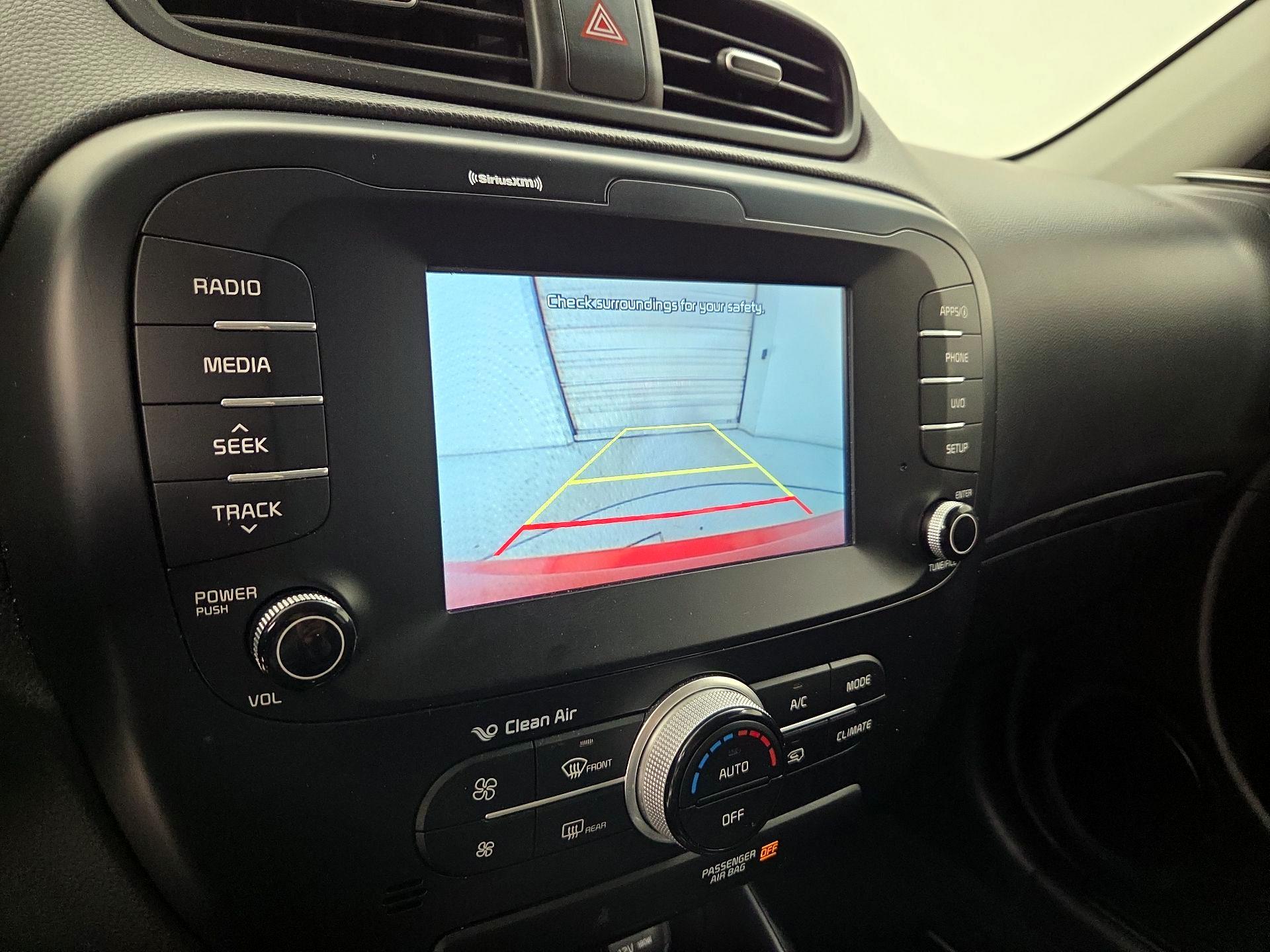 Thumbnail: 2018 Kia Soul - 14